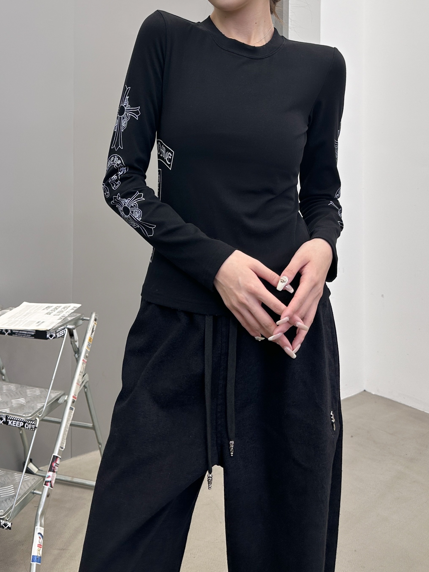 克罗心 ｜ 新款长袖打底，成衣洗水吊磨工艺加4处印花，休闲时尚，尺码sml