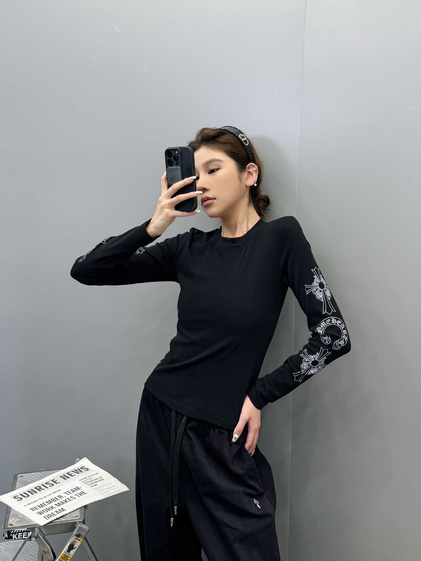 克罗心 ｜ 新款长袖打底，成衣洗水吊磨工艺加4处印花，休闲时尚，尺码sml