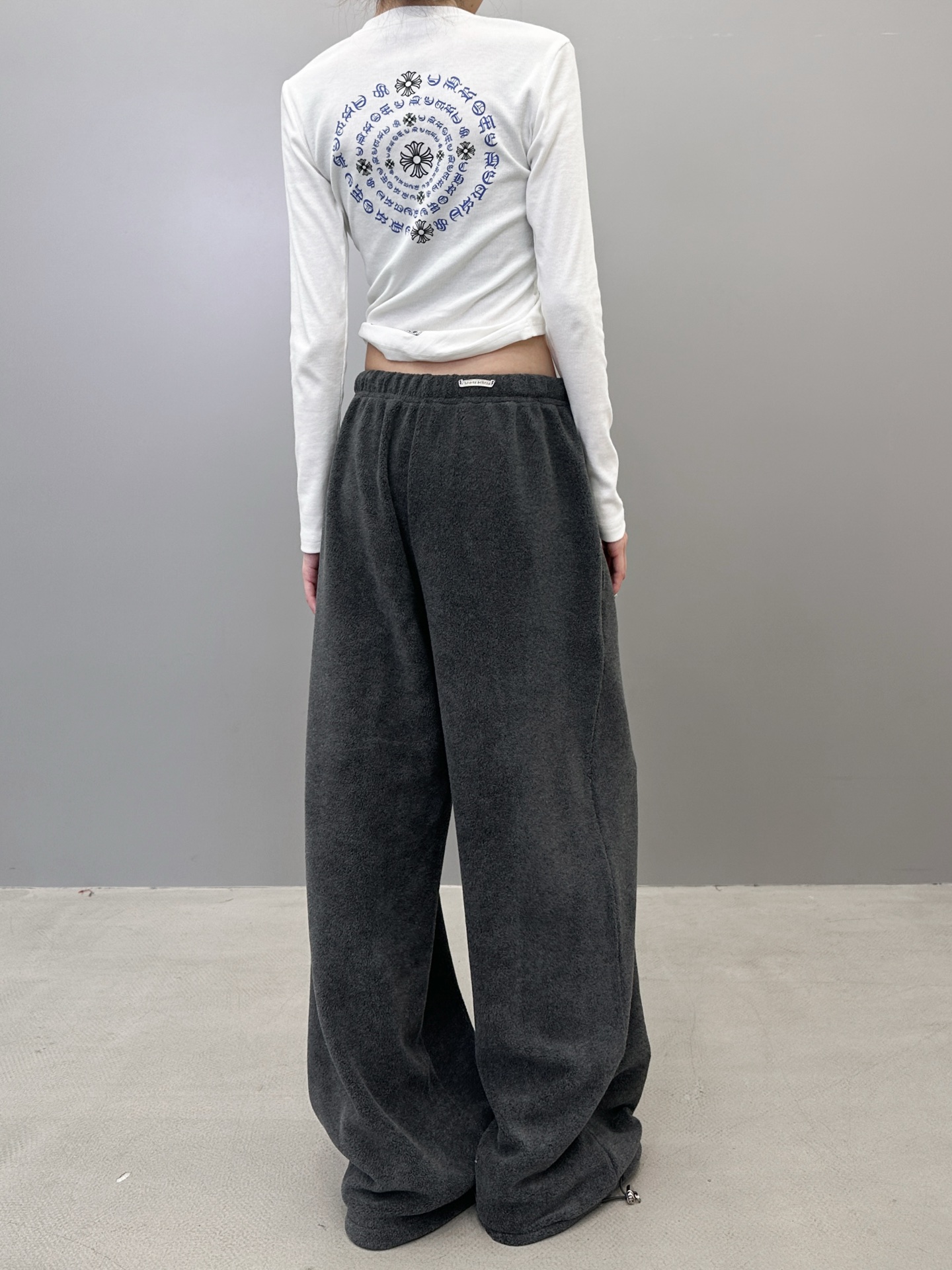 克罗心 ｜ 新款休闲裤，经典刺绣标，高密保暖摇粒绒面料，时尚休闲版型，男女同款，尺码sml