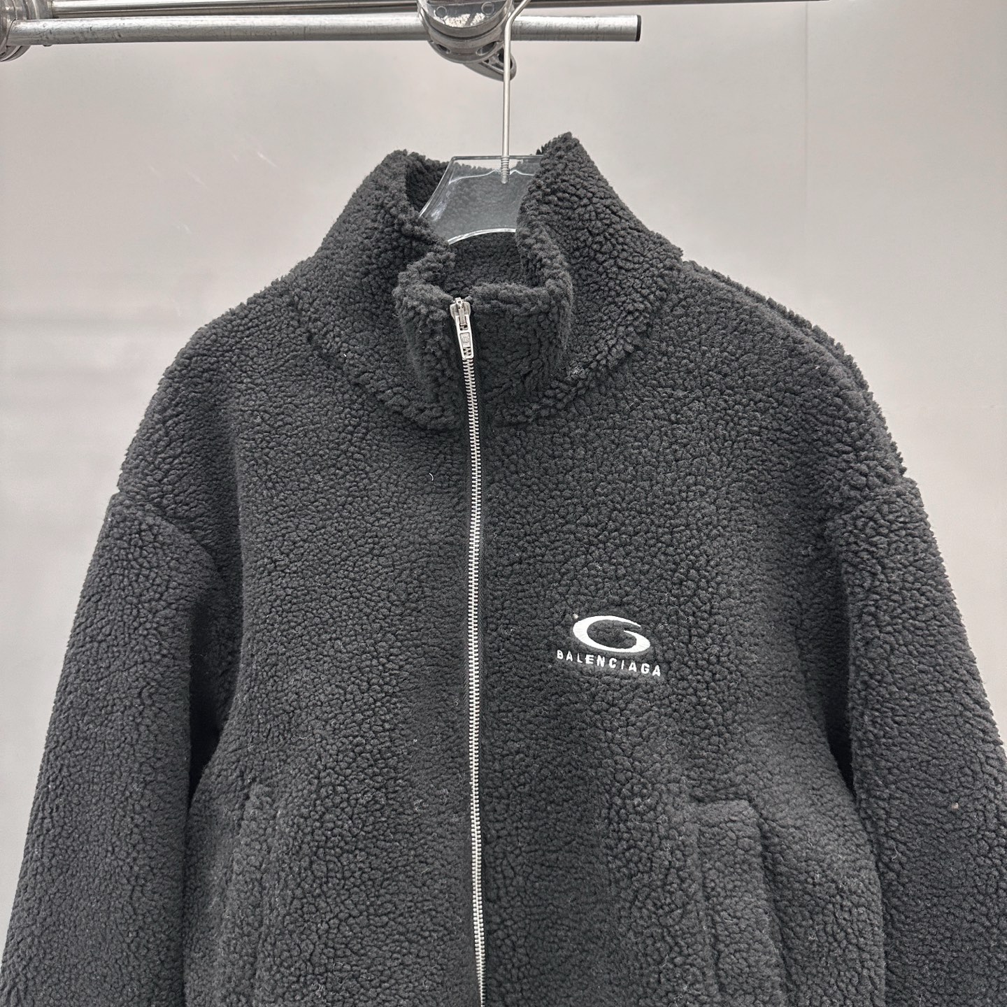 巴黎 ｜ 新款摇粒绒外套，经典刺绣标，高密加厚摇粒绒保暖面料，休闲时尚，尺码sml