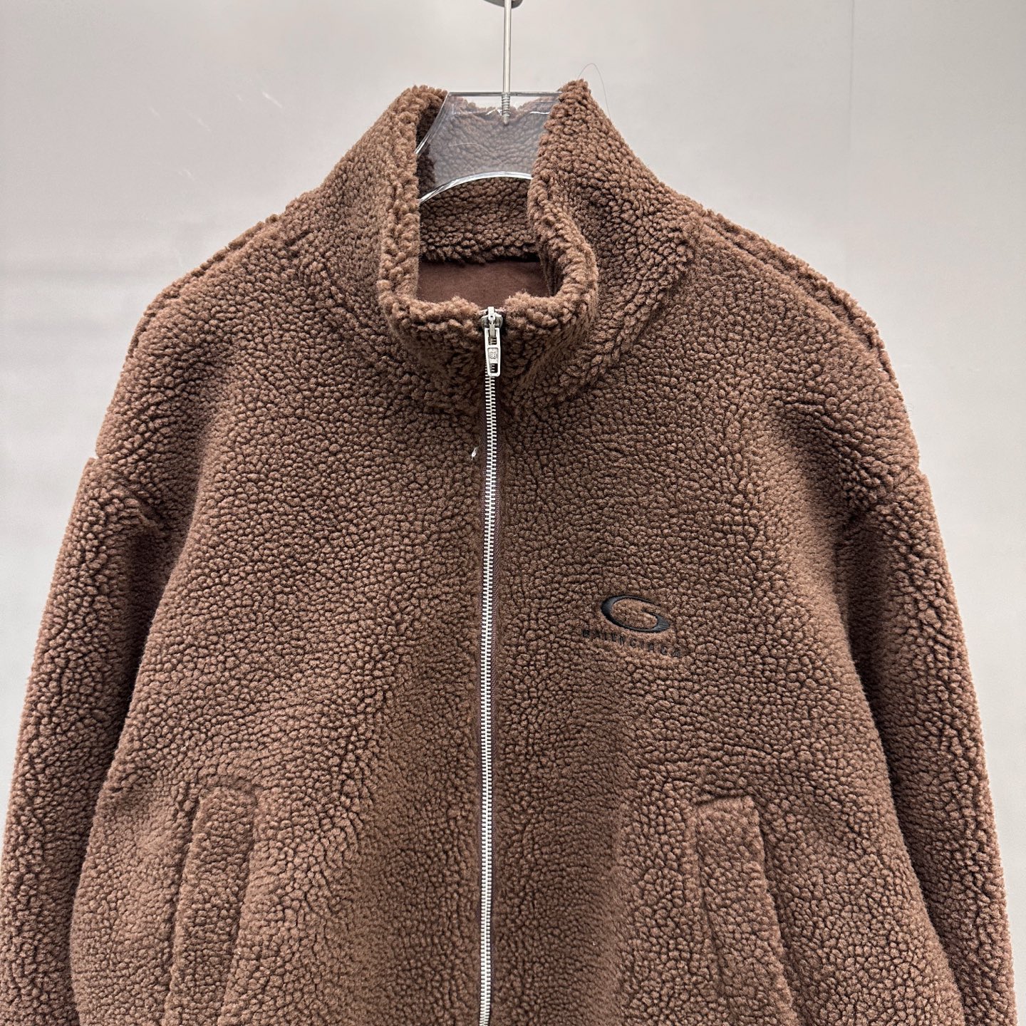 巴黎 ｜ 新款摇粒绒外套，经典刺绣标，高密加厚摇粒绒保暖面料，休闲时尚，尺码sml