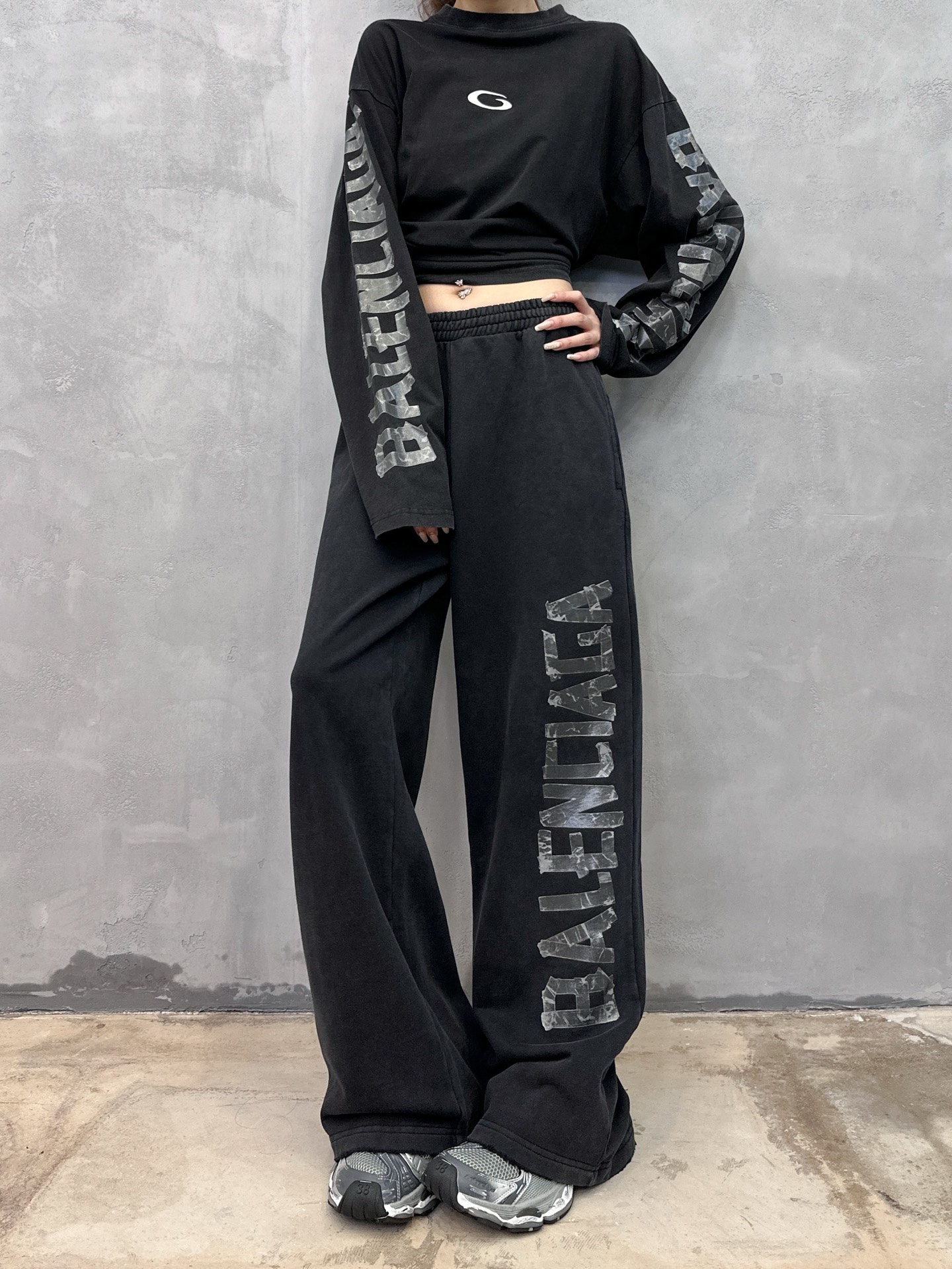 巴黎 ｜ 新款卫裤，成衣洗水炒色吊磨印花工艺，男女同款，尺码sml