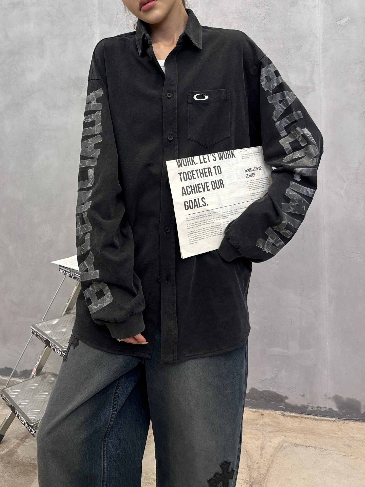 巴黎 ｜ 新款针织衬衣，成衣洗水炒色工艺，经典刺绣标加特殊硅胶印花工艺，100%精梳棉面料，男女同款，尺