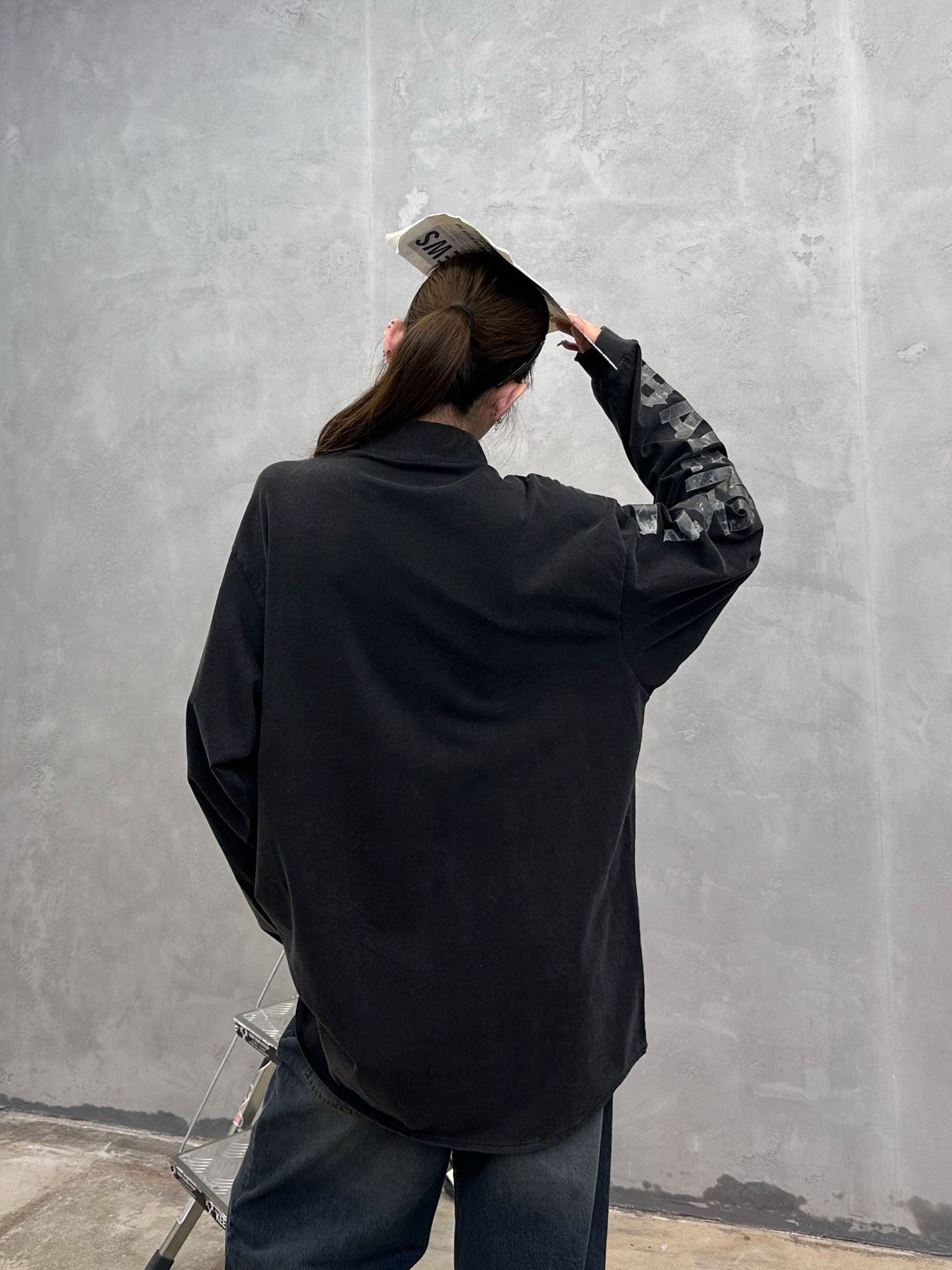 巴黎 ｜ 新款针织衬衣，成衣洗水炒色工艺，经典刺绣标加特殊硅胶印花工艺，100%精梳棉面料，男女同款，尺