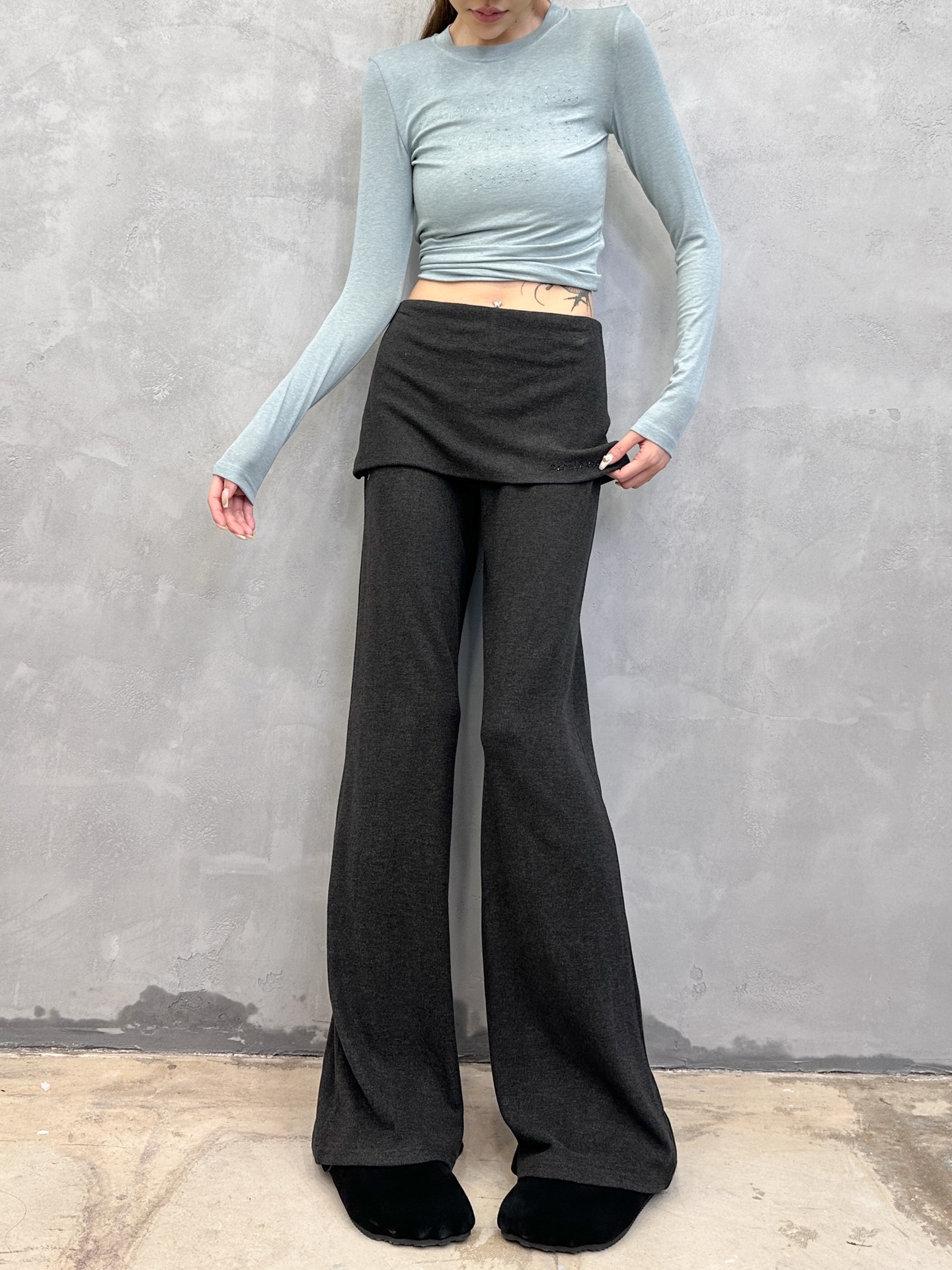 Acne ｜ 新款休闲裤，经典烫钻标，人棉混纺面料，休闲假两件款式，尺码sml