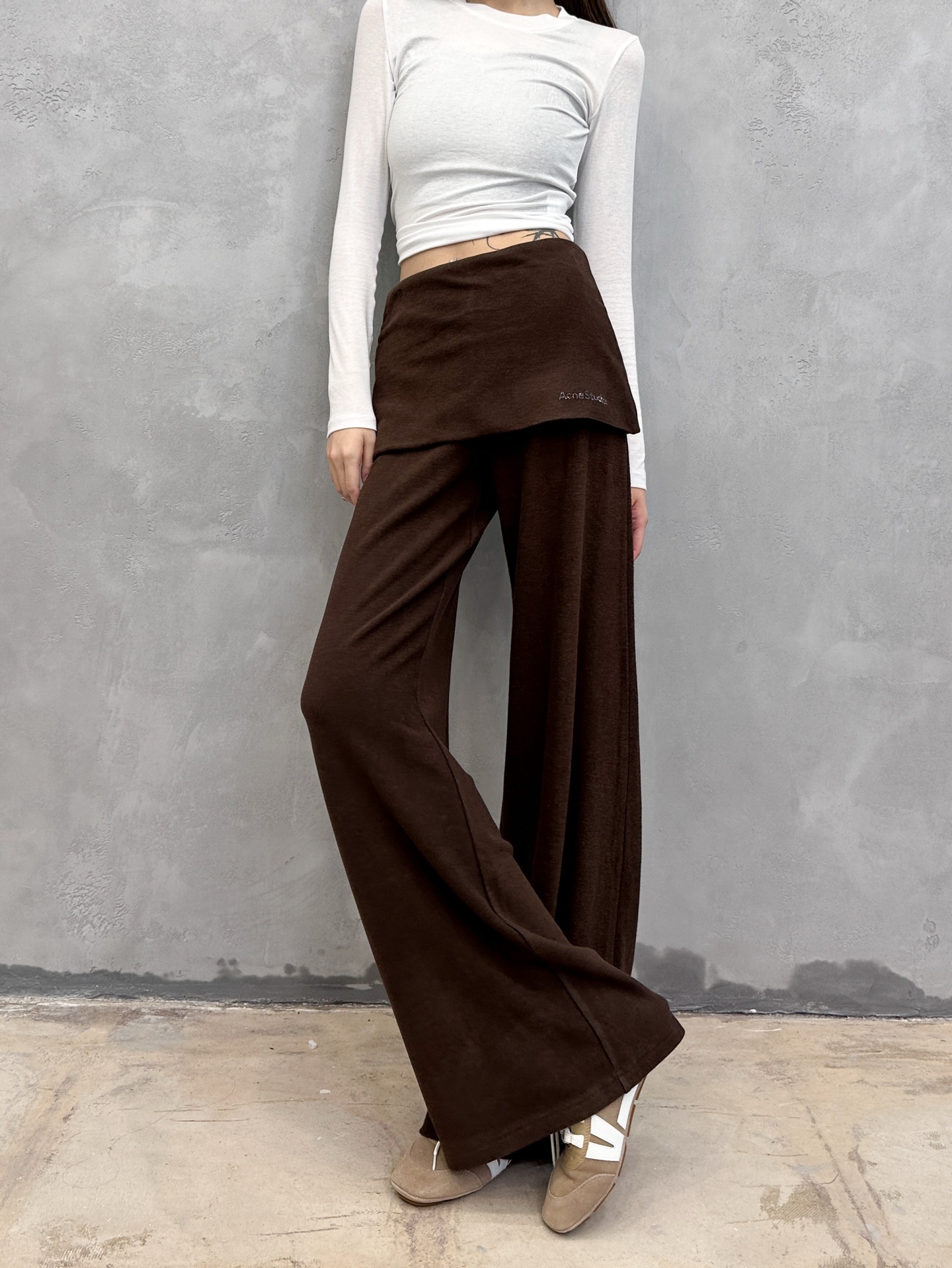 Acne ｜ 新款休闲裤，经典烫钻标，人棉混纺面料，休闲假两件款式，尺码sml