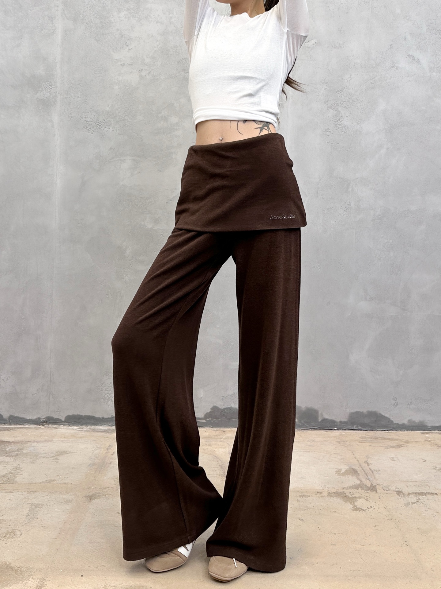 Acne ｜ 新款休闲裤，经典烫钻标，人棉混纺面料，休闲假两件款式，尺码sml