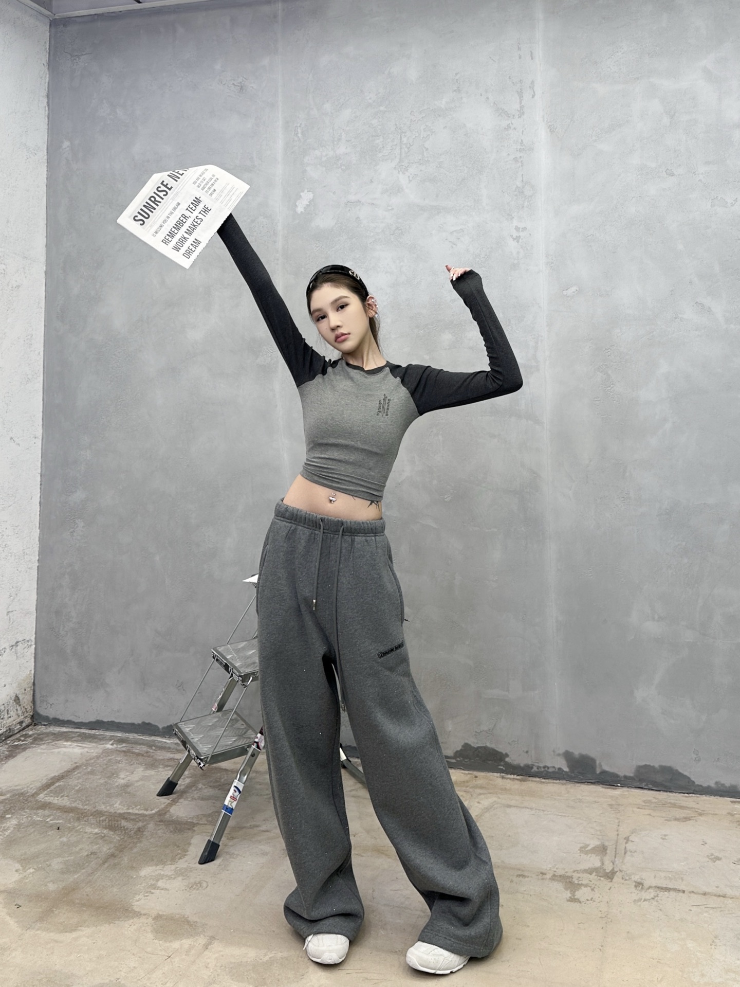 克罗心 ｜ 新款卫裤，经典硅胶闪粉印花标，全身烫钻工艺，休闲时尚，尺码sml