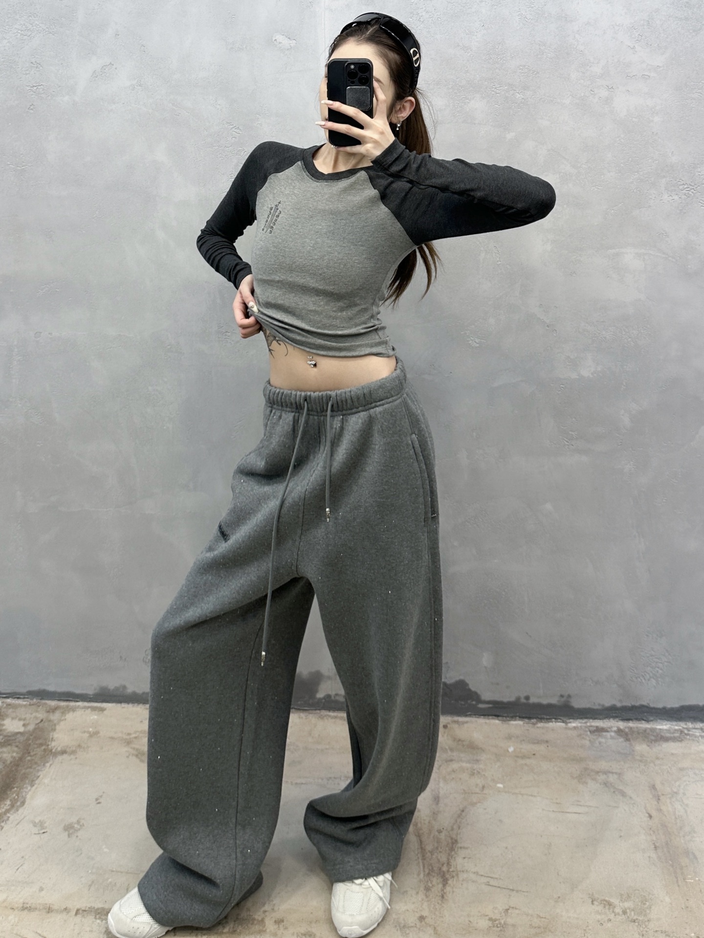 克罗心 ｜ 新款卫裤，经典硅胶闪粉印花标，全身烫钻工艺，休闲时尚，尺码sml