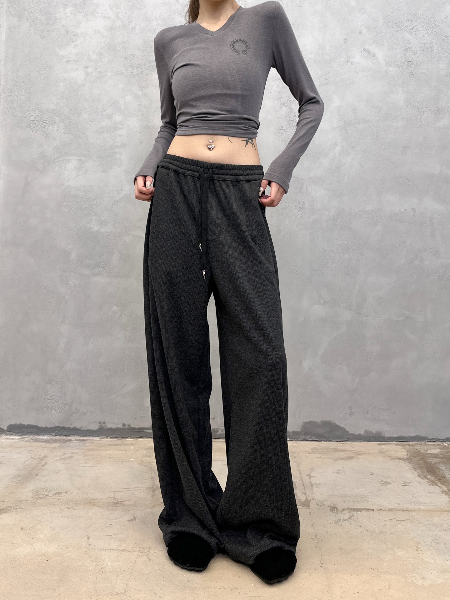 克罗心 ｜ 新款休闲裤，经典刺绣标，羊毛混纺面料，休闲时尚，尺码sml