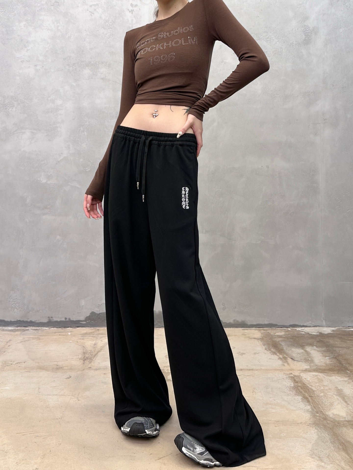 克罗心 ｜ 新款休闲裤，经典刺绣标，羊毛混纺面料，休闲时尚，尺码sml