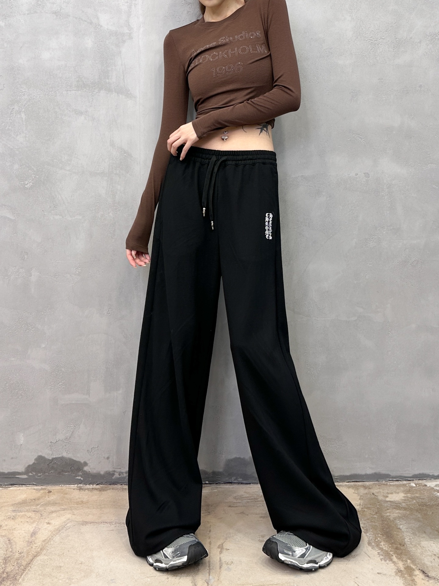 克罗心 ｜ 新款休闲裤，经典刺绣标，羊毛混纺面料，休闲时尚，尺码sml