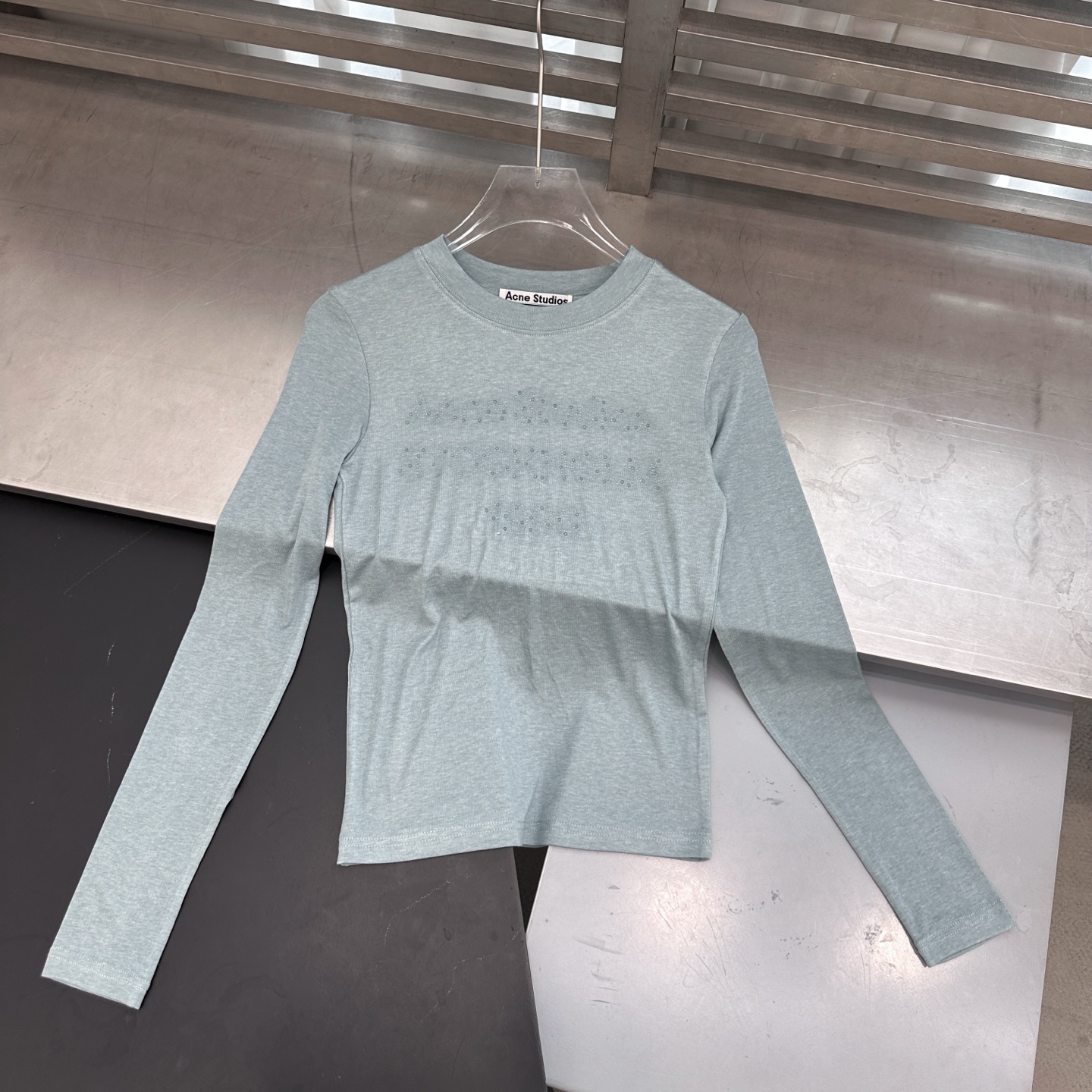 Acne ｜ 新款长袖打底，成衣洗水烫钻工艺，莱赛尔混纺面料，休闲时尚，尺码sml