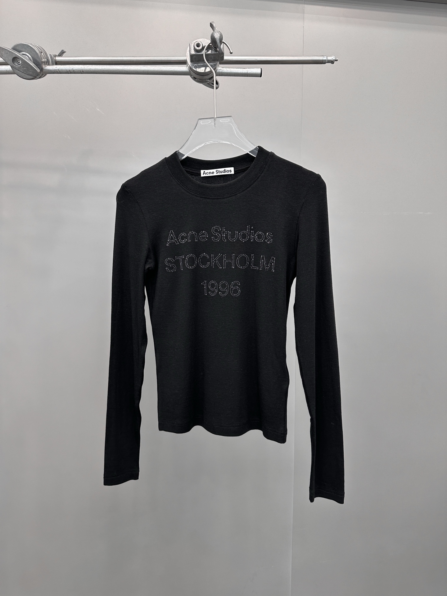 Acne ｜ 新款长袖打底，成衣洗水烫钻工艺，莱赛尔混纺面料，休闲时尚，尺码sml