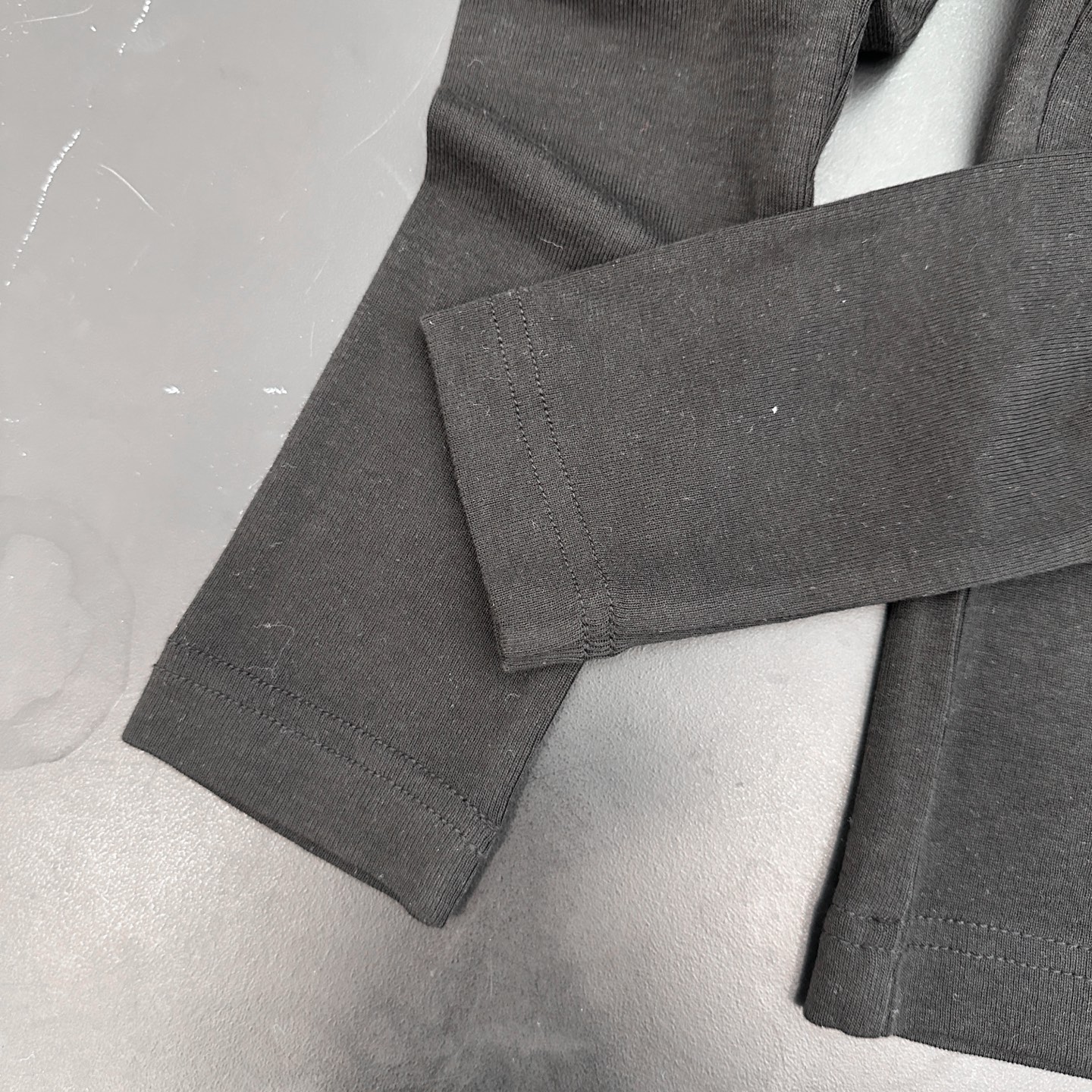 Acne ｜ 新款长袖打底，成衣洗水烫钻工艺，莱赛尔混纺面料，休闲时尚，尺码sml