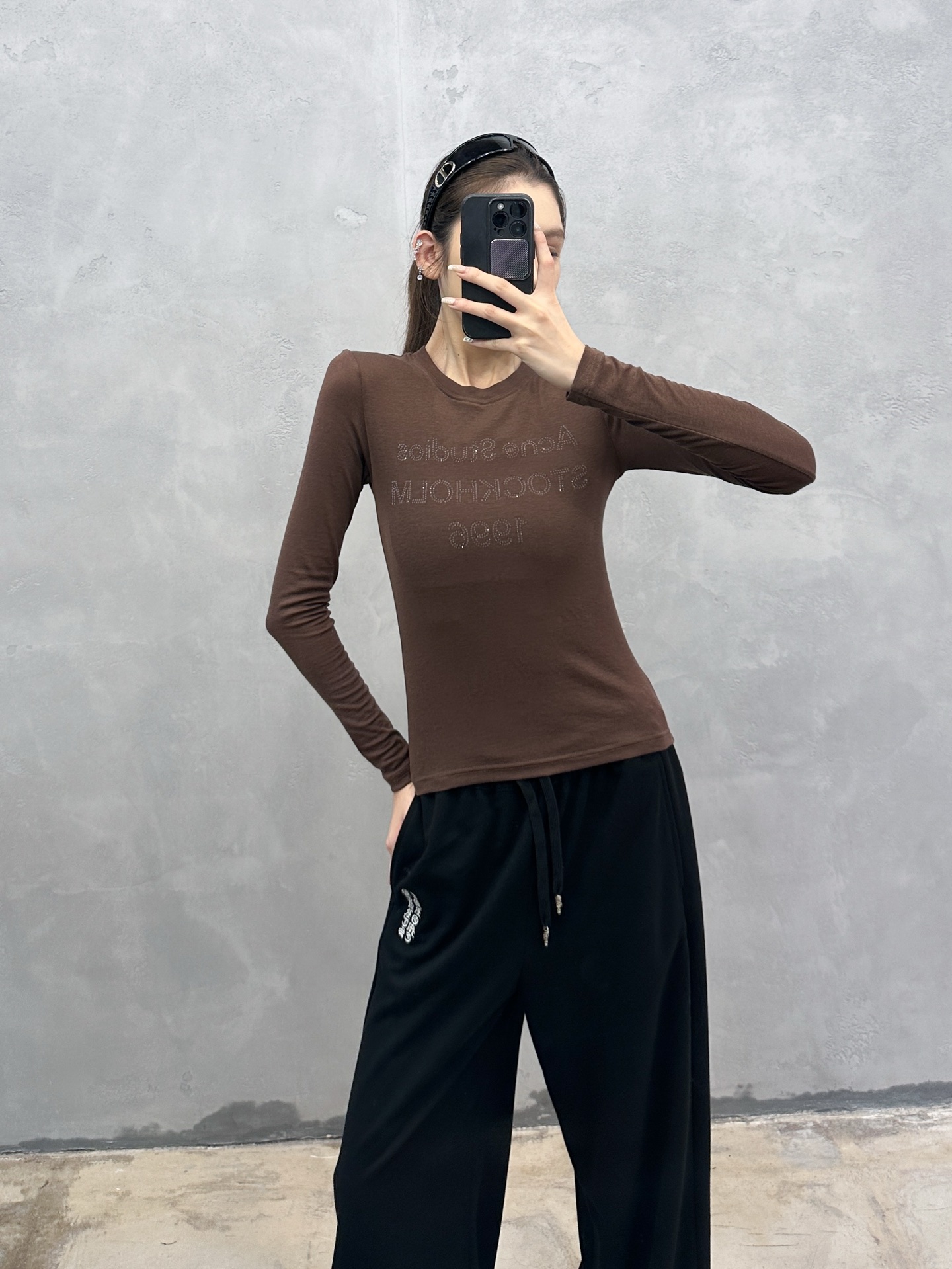 Acne ｜ 新款长袖打底，成衣洗水烫钻工艺，莱赛尔混纺面料，休闲时尚，尺码sml