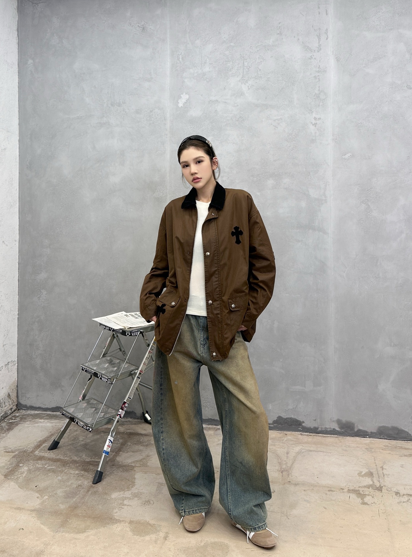 克罗心 ｜ 新款卡哈特风格外套，成衣洗水加软工艺，手工刺绣十字标，日本进口高密涂层风衣面料，男女同款，尺