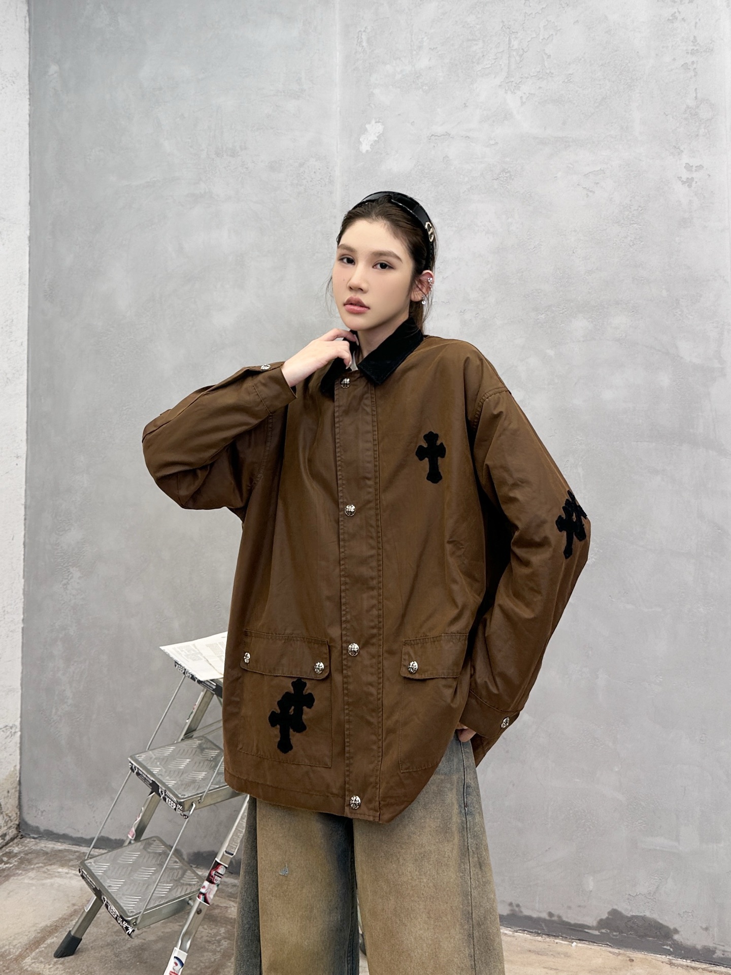 克罗心 ｜ 新款卡哈特风格外套，成衣洗水加软工艺，手工刺绣十字标，日本进口高密涂层风衣面料，男女同款，尺