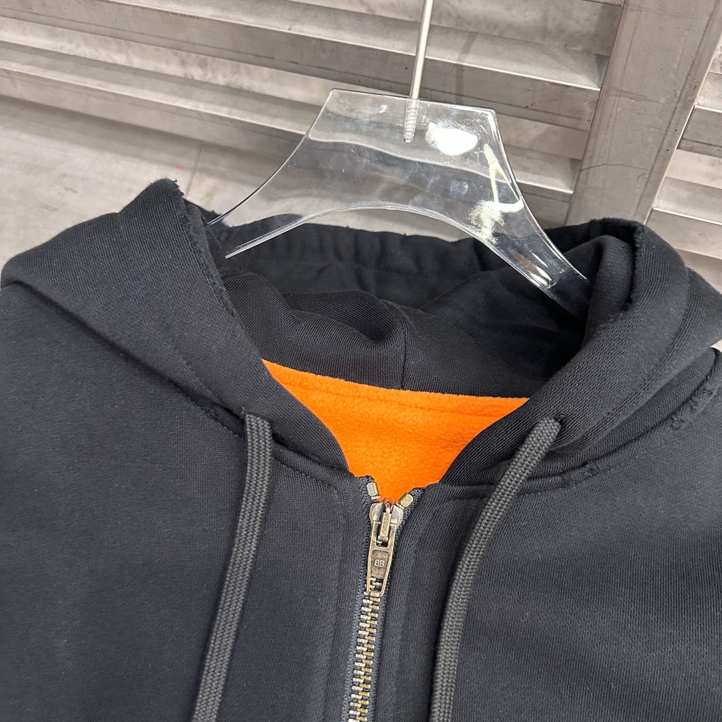 巴黎 ｜ 新款外套开衫，成衣洗水吊磨工艺，内外双层做工，外部加厚针织面料，内里高密摇粒绒保暖面料，休闲时