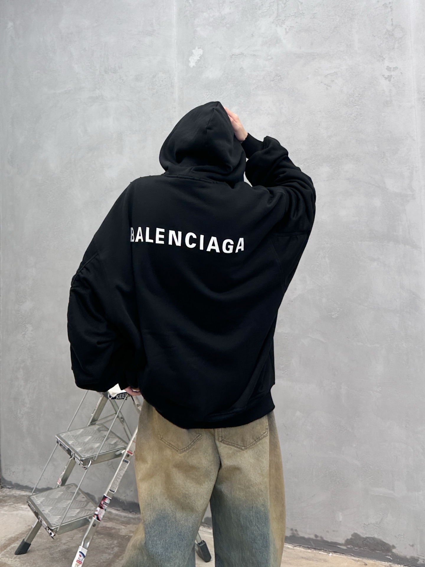 巴黎 ｜ 新款外套开衫，成衣洗水吊磨工艺，内外双层做工，外部加厚针织面料，内里高密摇粒绒保暖面料，休闲时