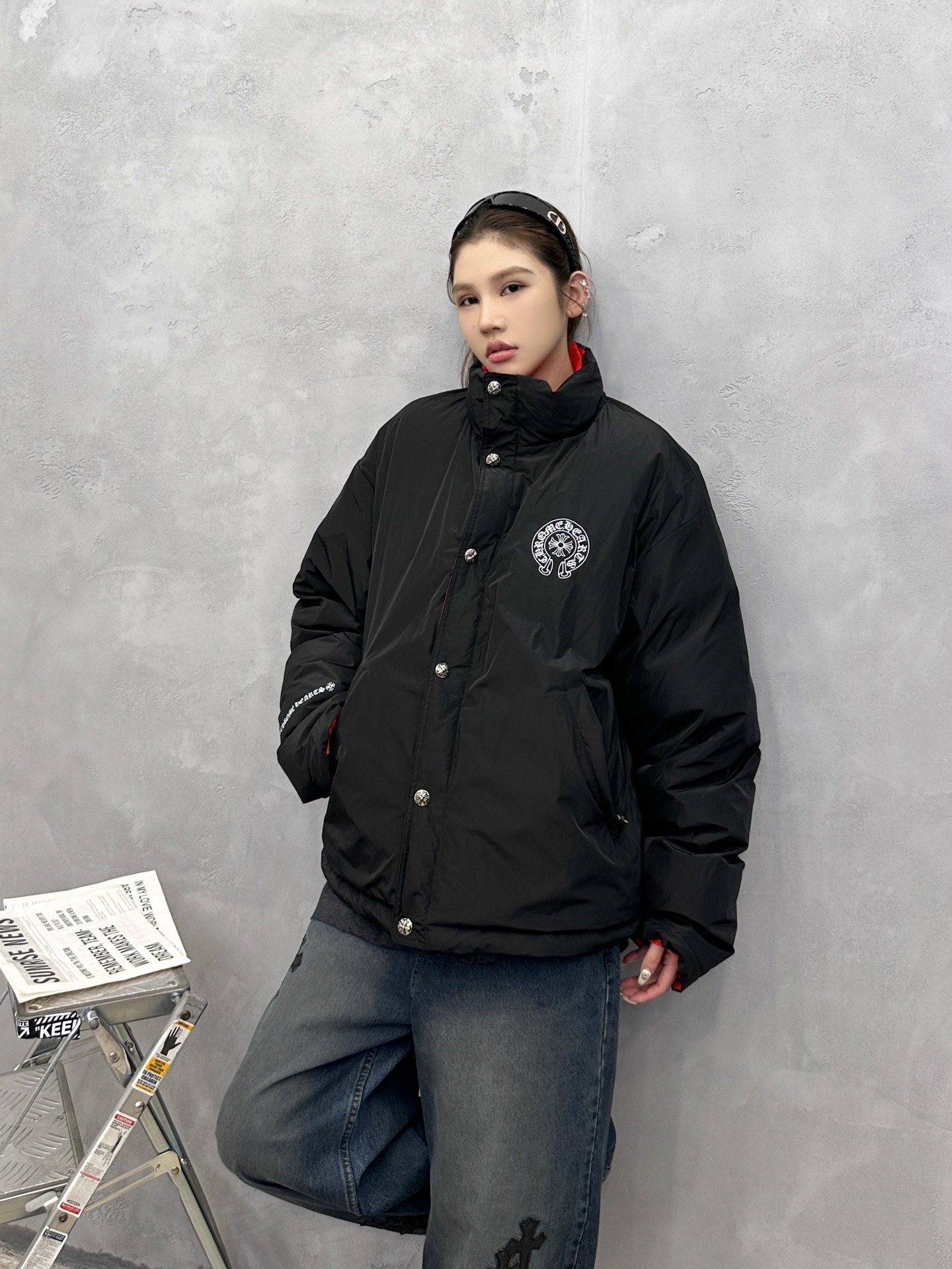 克罗心 ｜ 新款羽绒服，成衣四处印花标，外黑内红撞色设计，内外共用羽绒服面料，90白鹅绒，男女同款，尺码