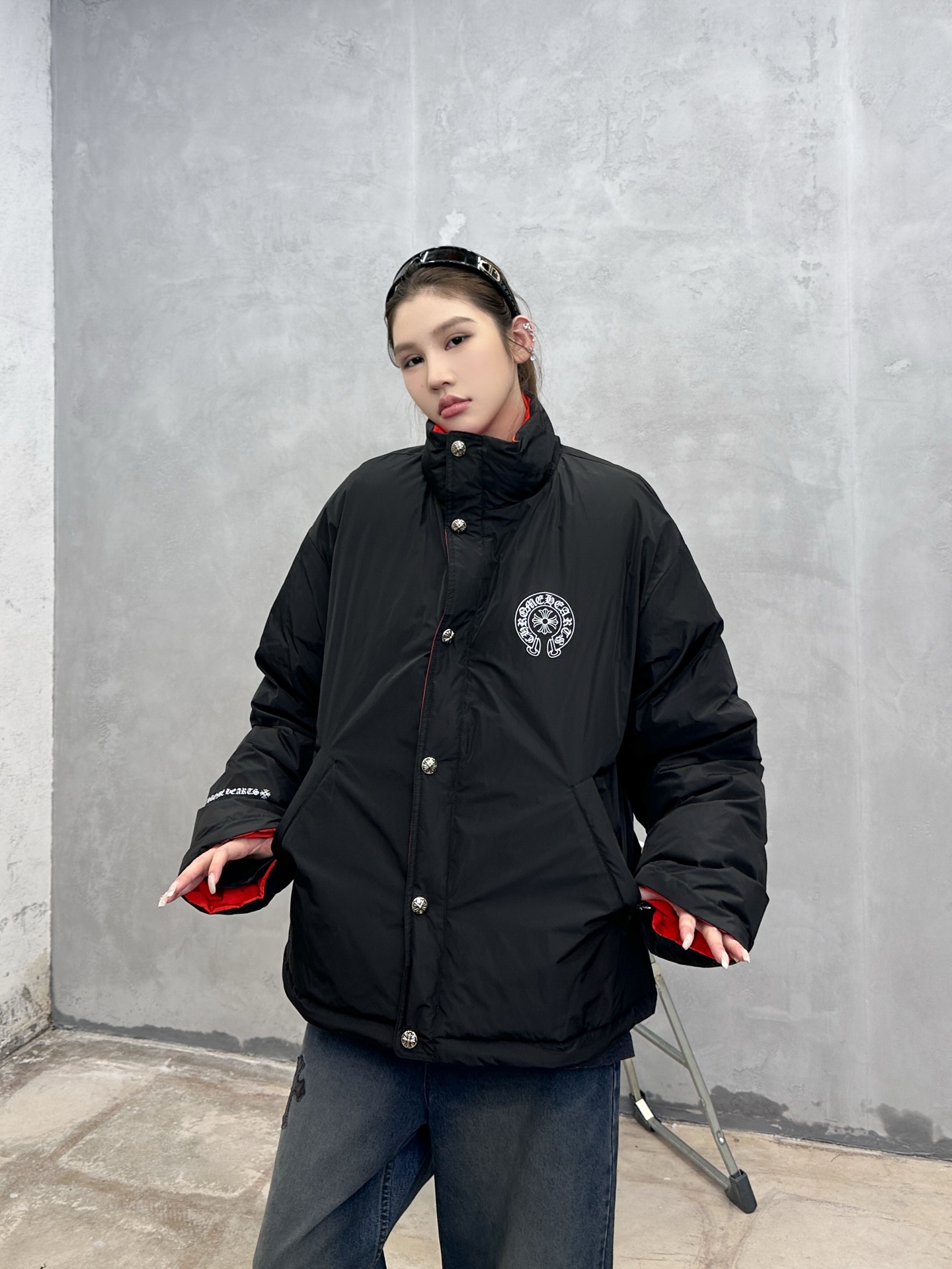 克罗心 ｜ 新款羽绒服，成衣四处印花标，外黑内红撞色设计，内外共用羽绒服面料，90白鹅绒，男女同款，尺码