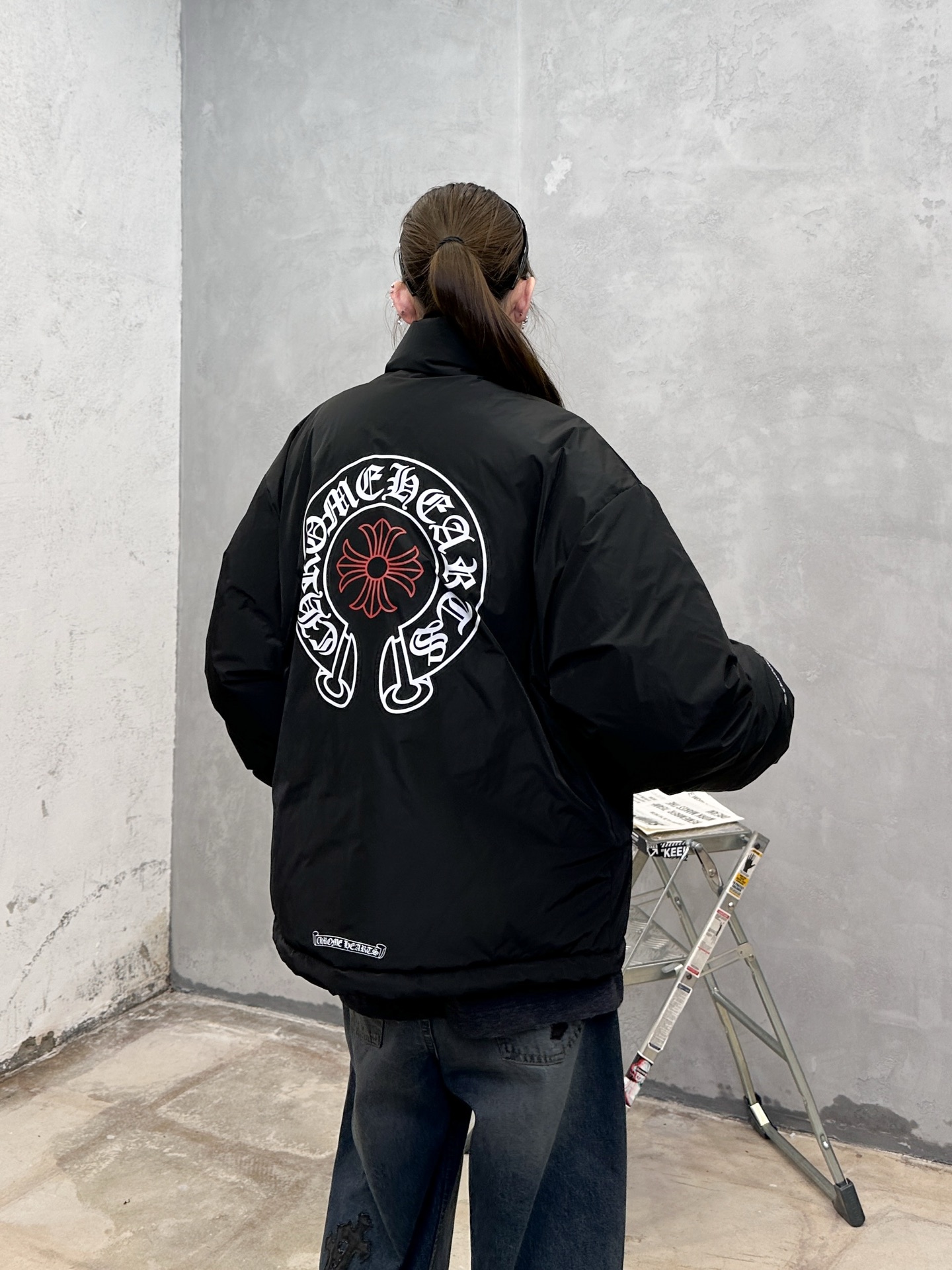 克罗心 ｜ 新款羽绒服，成衣四处印花标，外黑内红撞色设计，内外共用羽绒服面料，90白鹅绒，男女同款，尺码