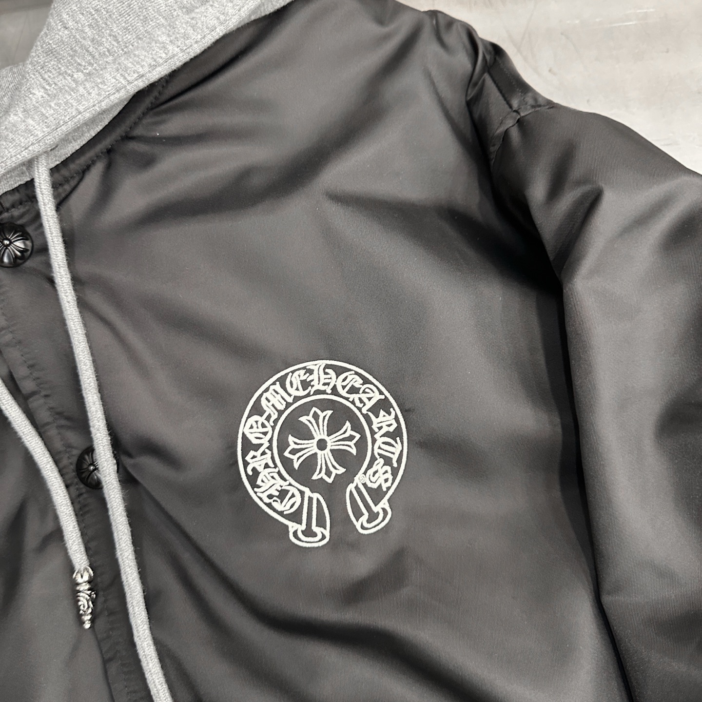 Chrome Hearts new baseball jacket with classic embroidery, unisex sizes S/M/L.-Big cat