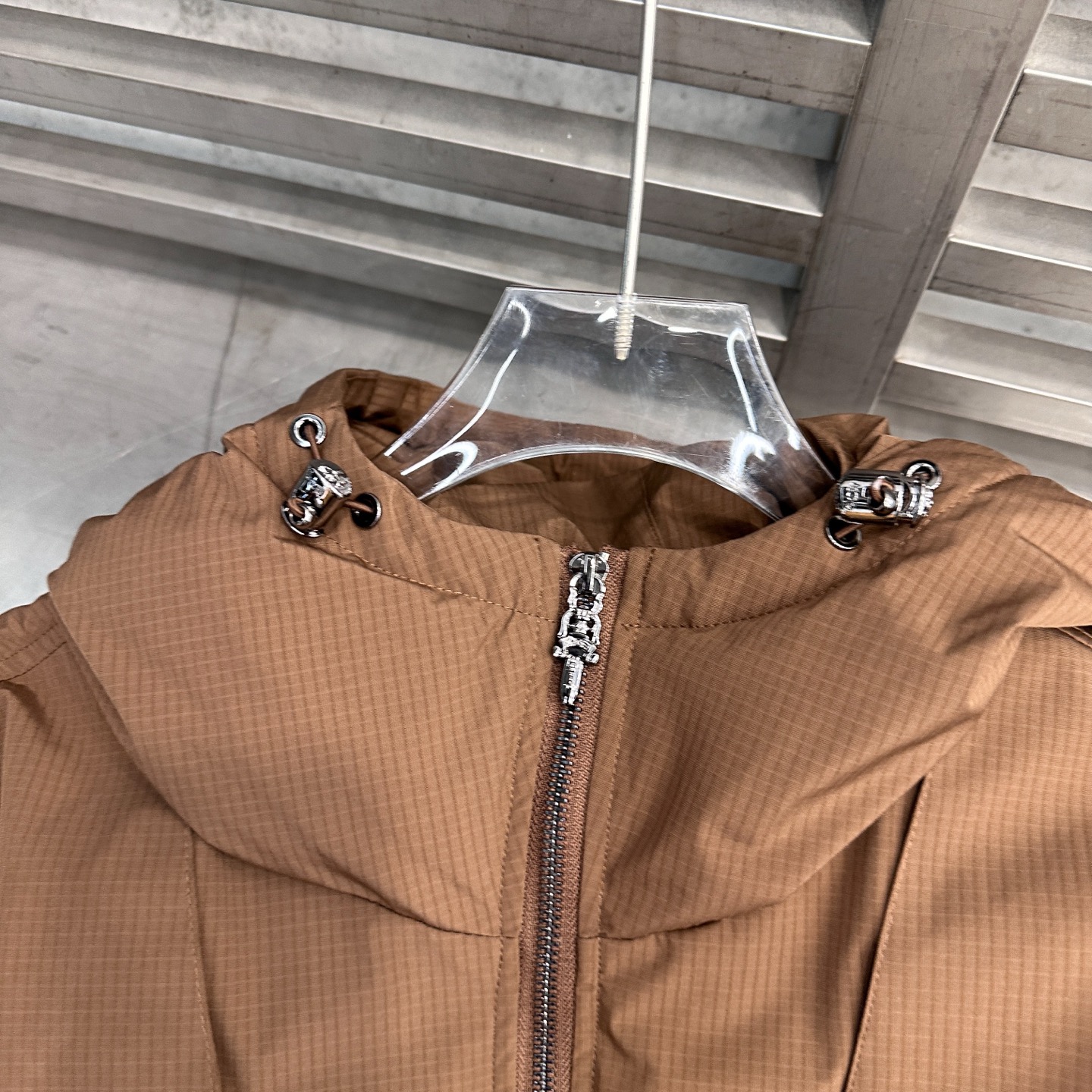 克罗心 ｜ 新款羽绒服，经典刺绣标，结构款90鹅绒填充，休闲时尚，男女同款，尺码sml