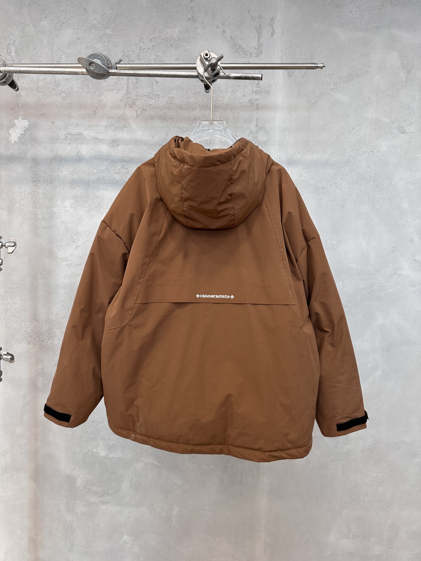 克罗心 ｜ 新款羽绒服，经典刺绣标，结构款90鹅绒填充，休闲时尚，男女同款，尺码sml