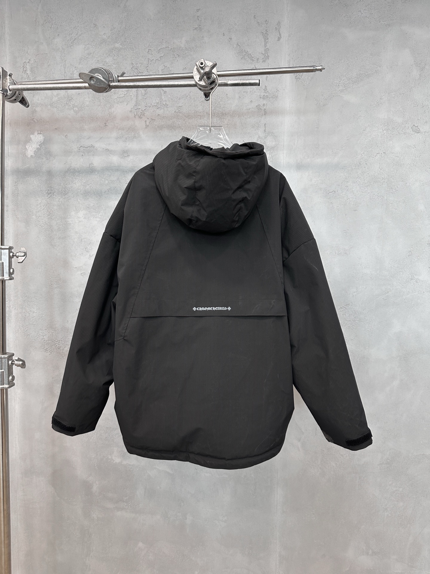 克罗心 ｜ 新款羽绒服，经典刺绣标，结构款90鹅绒填充，休闲时尚，男女同款，尺码sml