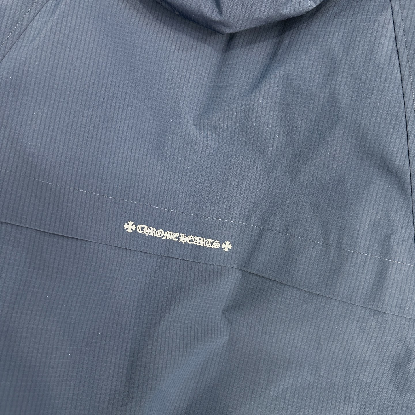 克罗心 ｜ 新款羽绒服，经典刺绣标，结构款90鹅绒填充，休闲时尚，男女同款，尺码sml