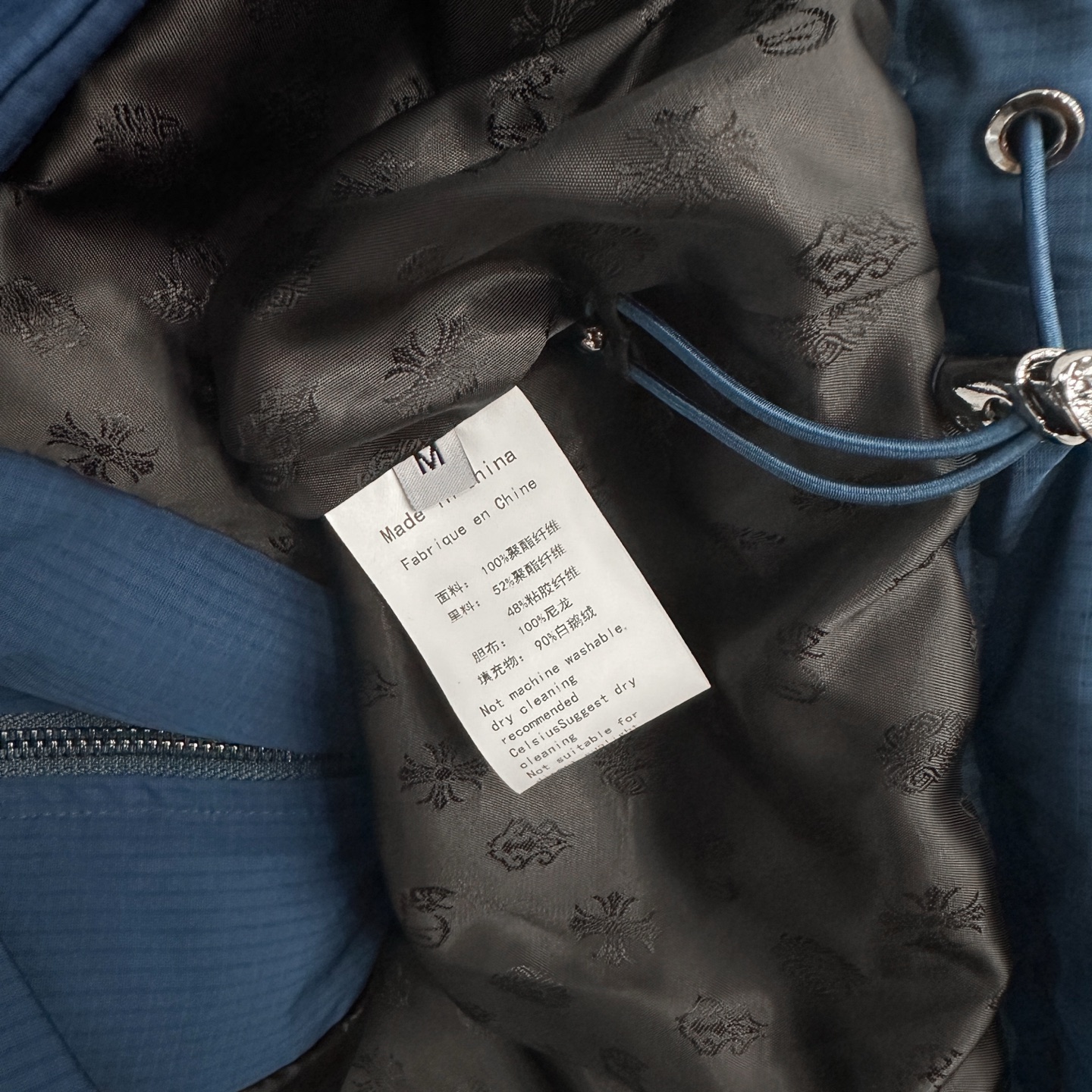 克罗心 ｜ 新款羽绒服，经典刺绣标，结构款90鹅绒填充，休闲时尚，男女同款，尺码sml