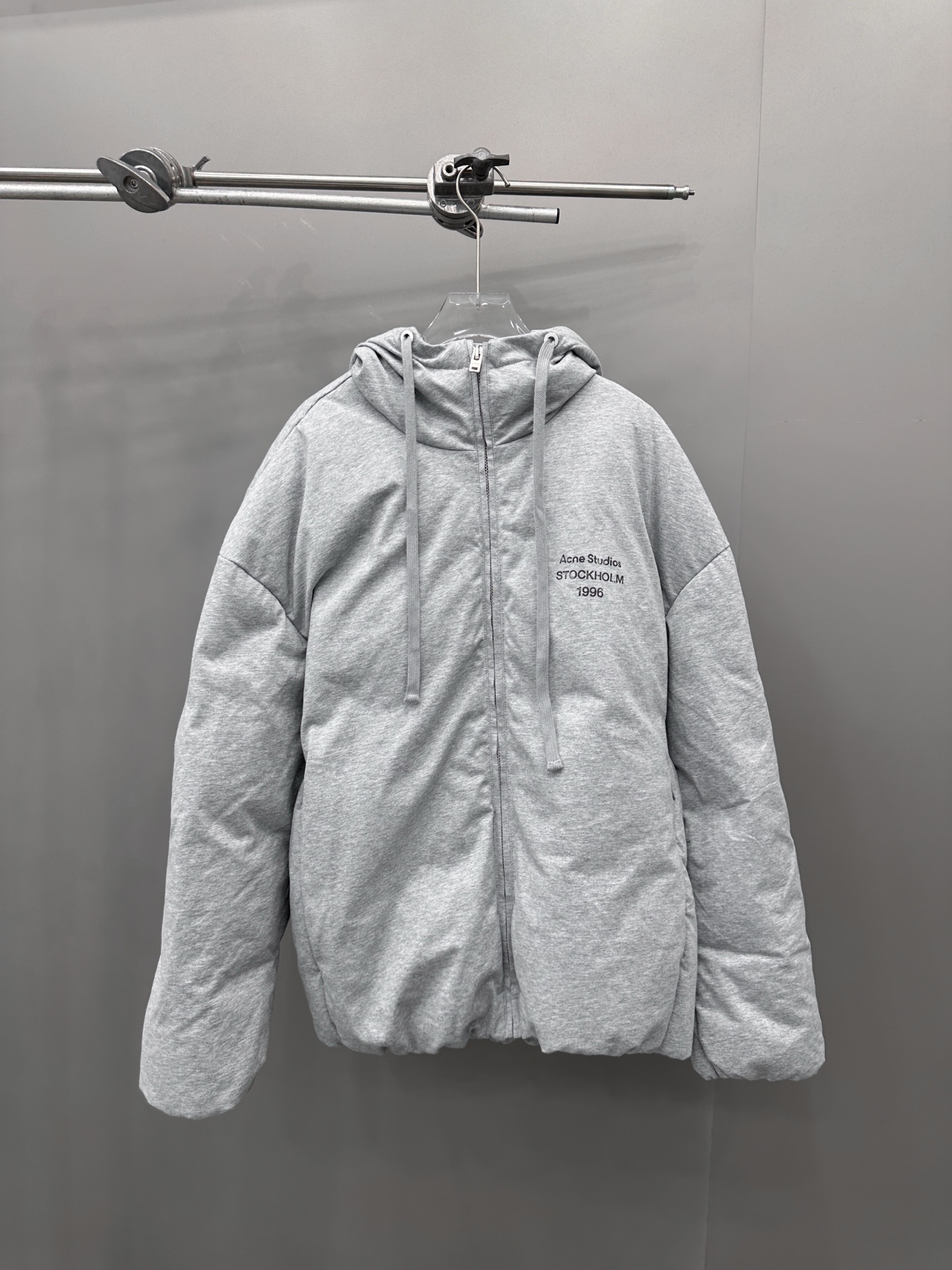 Acne ｜ 新款休闲羽绒服，成衣洗水印花工艺加90鹅绒填充，男女同款，尺码sml