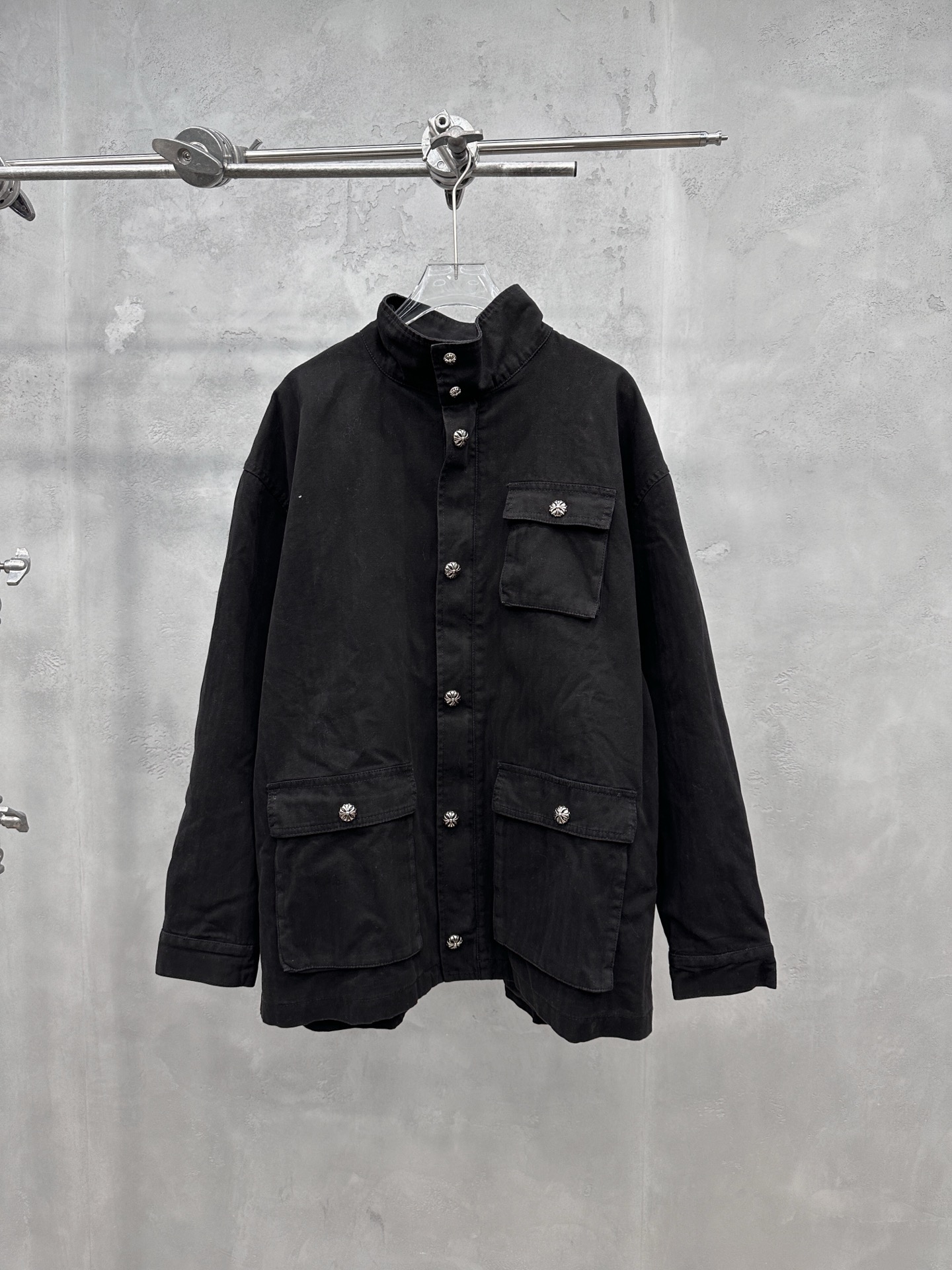 Chrome Hearts | New trench coat, washed with classic hardware, imported khaki, unisex sizes S/M/L.-Big cat
