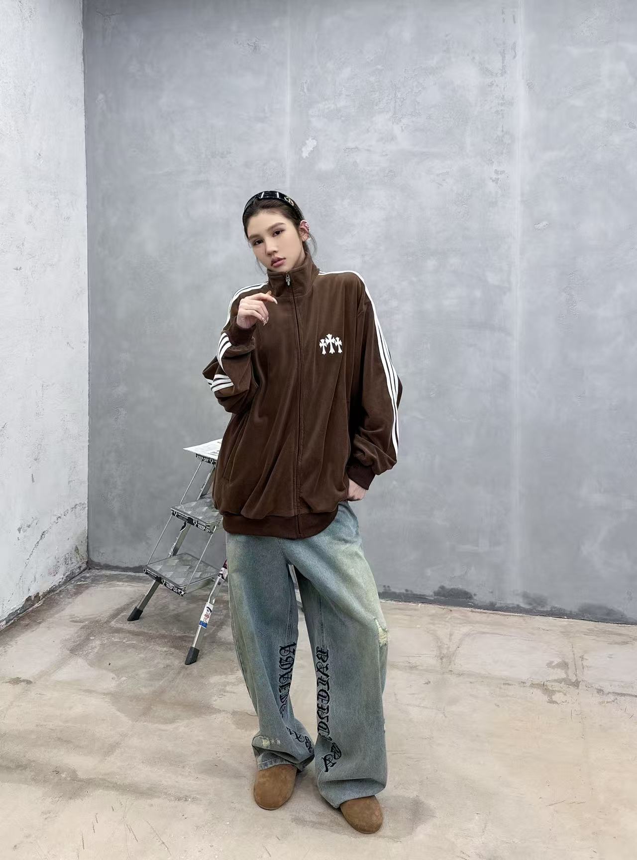 克罗心 ｜ 新款休闲开衫上衣，经典刺绣标加手工车侧杠工艺，高密保暖摇粒绒面料，男女同款，尺码sml