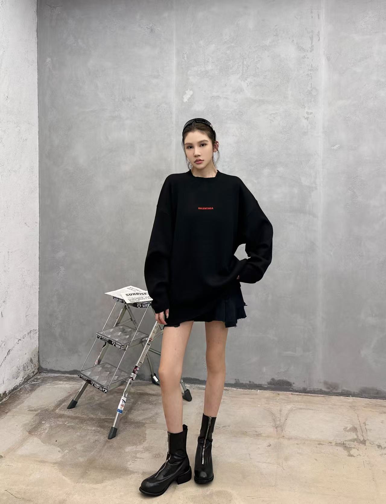 巴黎 ｜ 新款羊毛上衣，经典刺绣标，羊毛混纺纱线，休闲时尚，男女同款，尺码sml