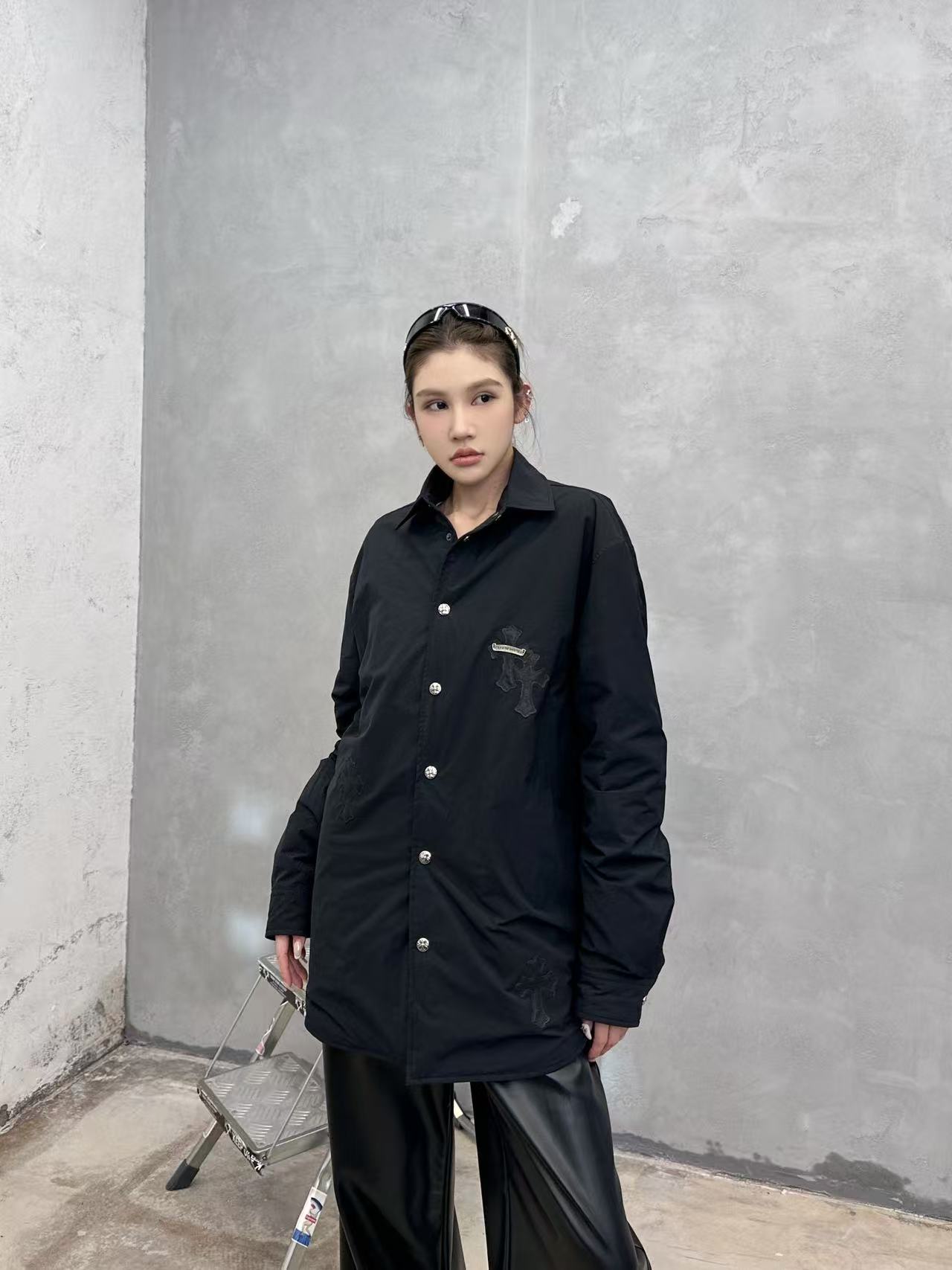 克罗心 ｜ 新款羽绒服，进口高密面料洗水加软工艺，90白鹅绒填充，手工刺绣十字标，男女同款，尺码sml