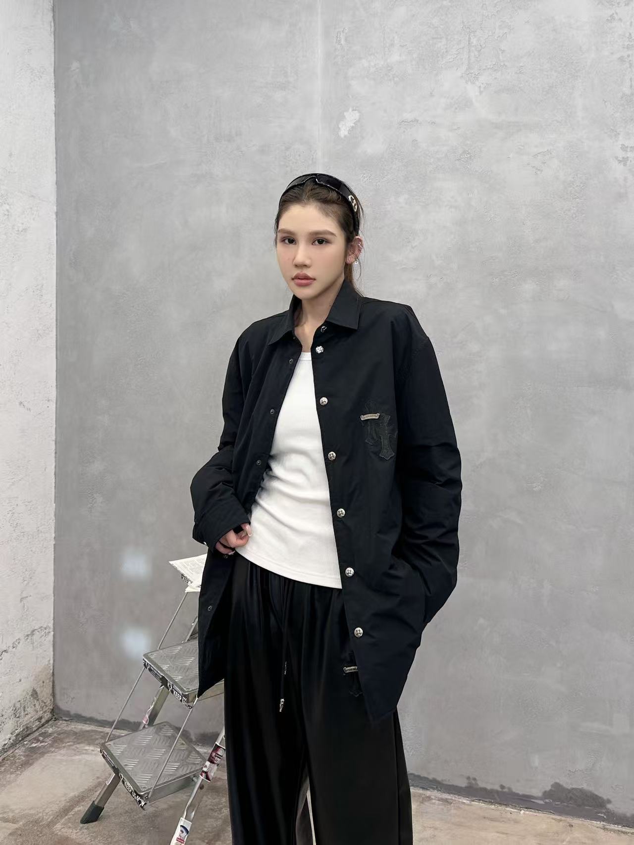 克罗心 ｜ 新款羽绒服，进口高密面料洗水加软工艺，90白鹅绒填充，手工刺绣十字标，男女同款，尺码sml