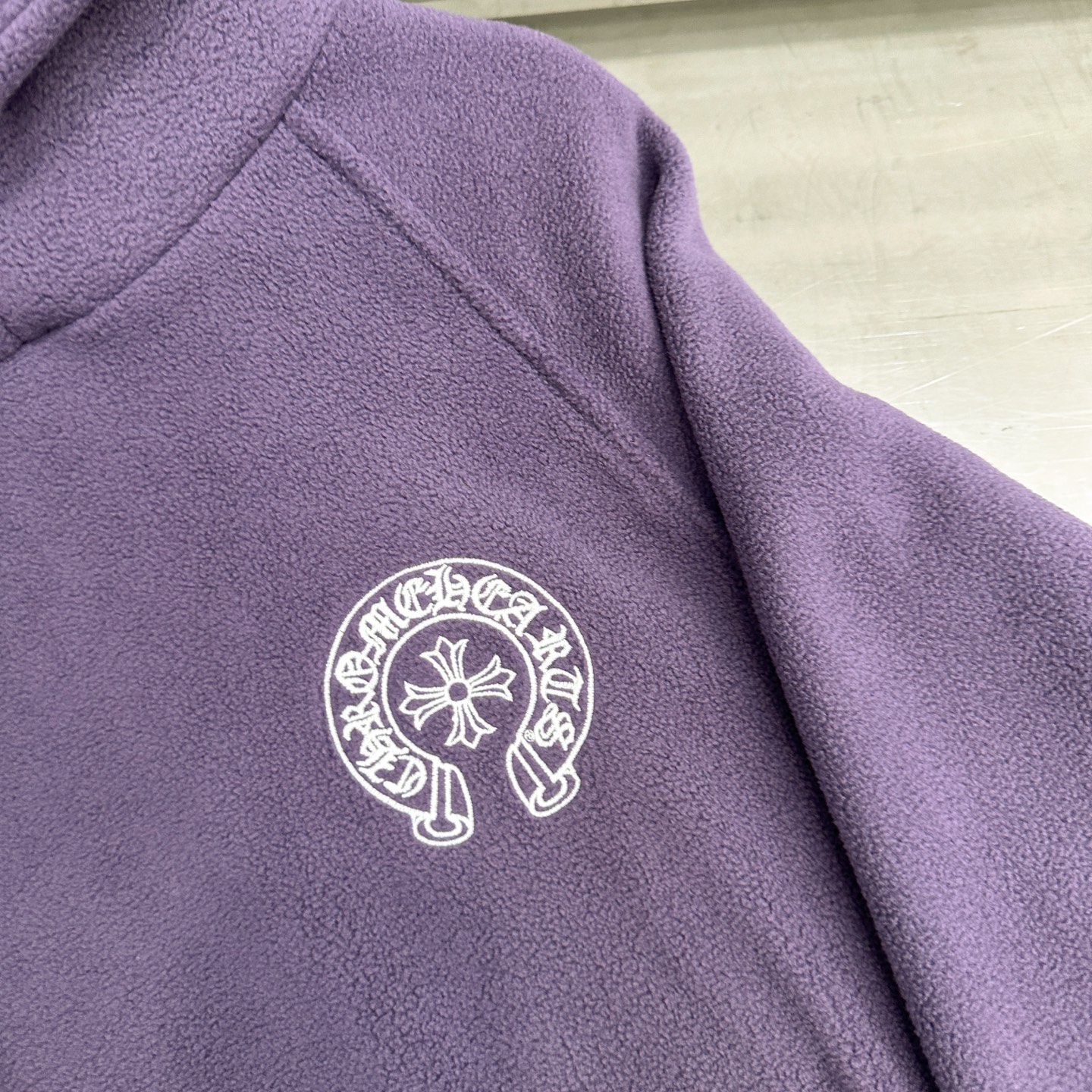 🌾克罗心 ｜ 新款套头卫衣，经典刺绣标工艺，高密摇粒绒保暖面料，休闲时尚套头款，男女同款，尺码sml