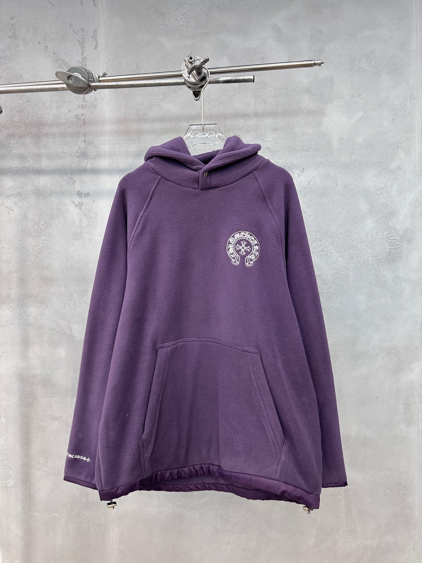 🌾克罗心 ｜ 新款套头卫衣，经典刺绣标工艺，高密摇粒绒保暖面料，休闲时尚套头款，男女同款，尺码sml