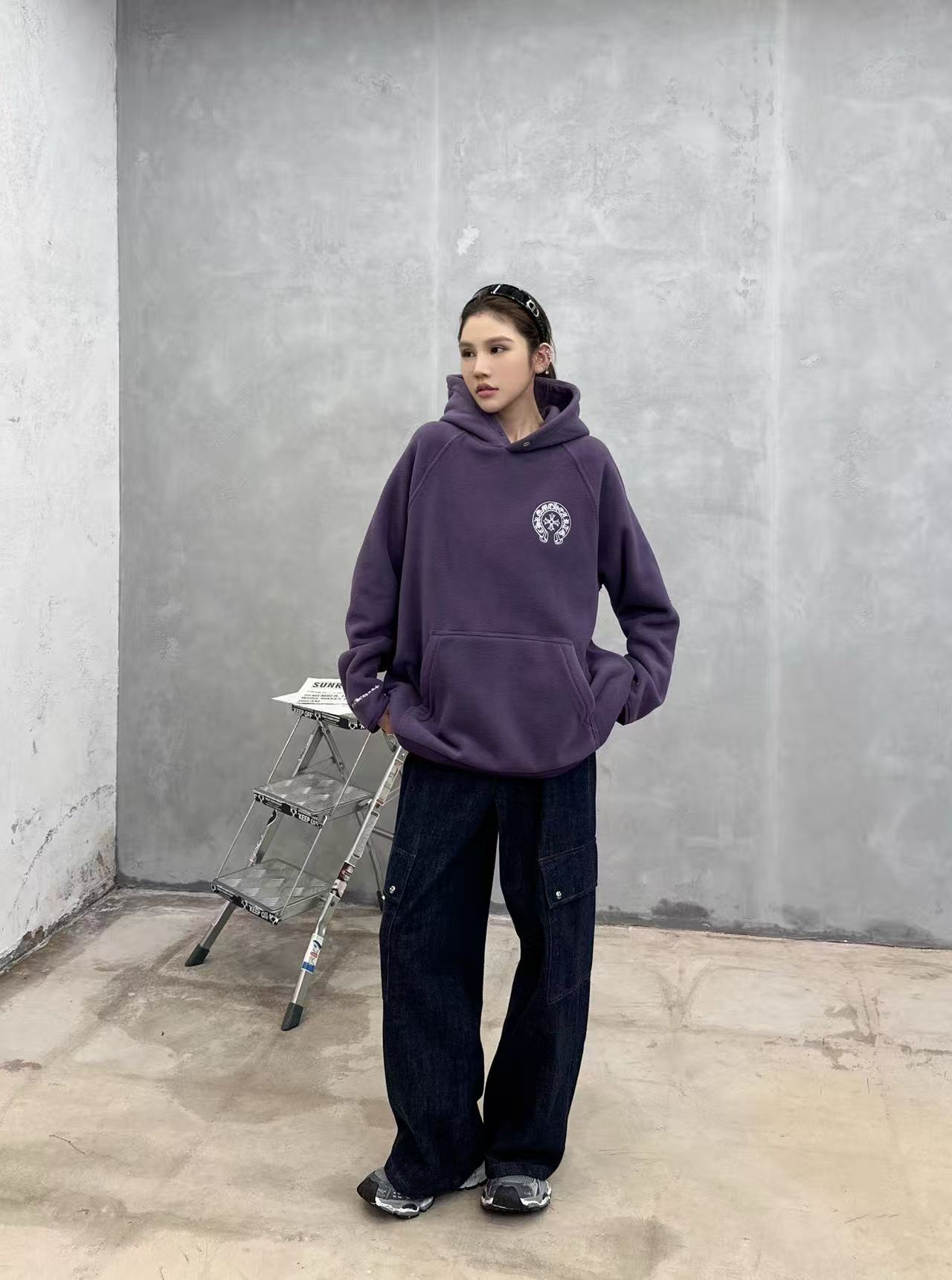 🌾克罗心 ｜ 新款套头卫衣，经典刺绣标工艺，高密摇粒绒保暖面料，休闲时尚套头款，男女同款，尺码sml