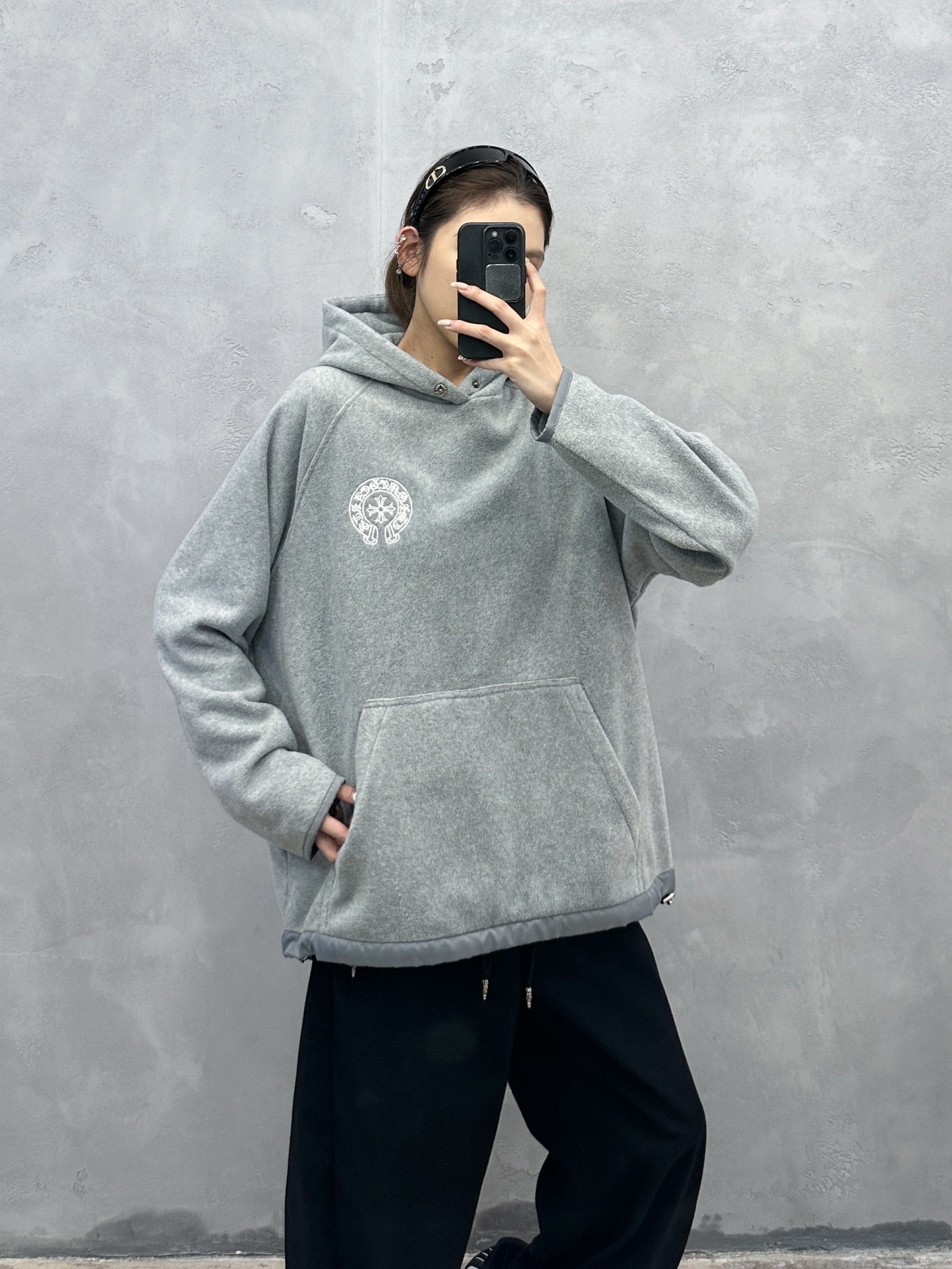 克罗心 ｜ 新款套头卫衣，经典刺绣标工艺，高密摇粒绒保暖面料，休闲时尚套头款，男女同款，尺码sml