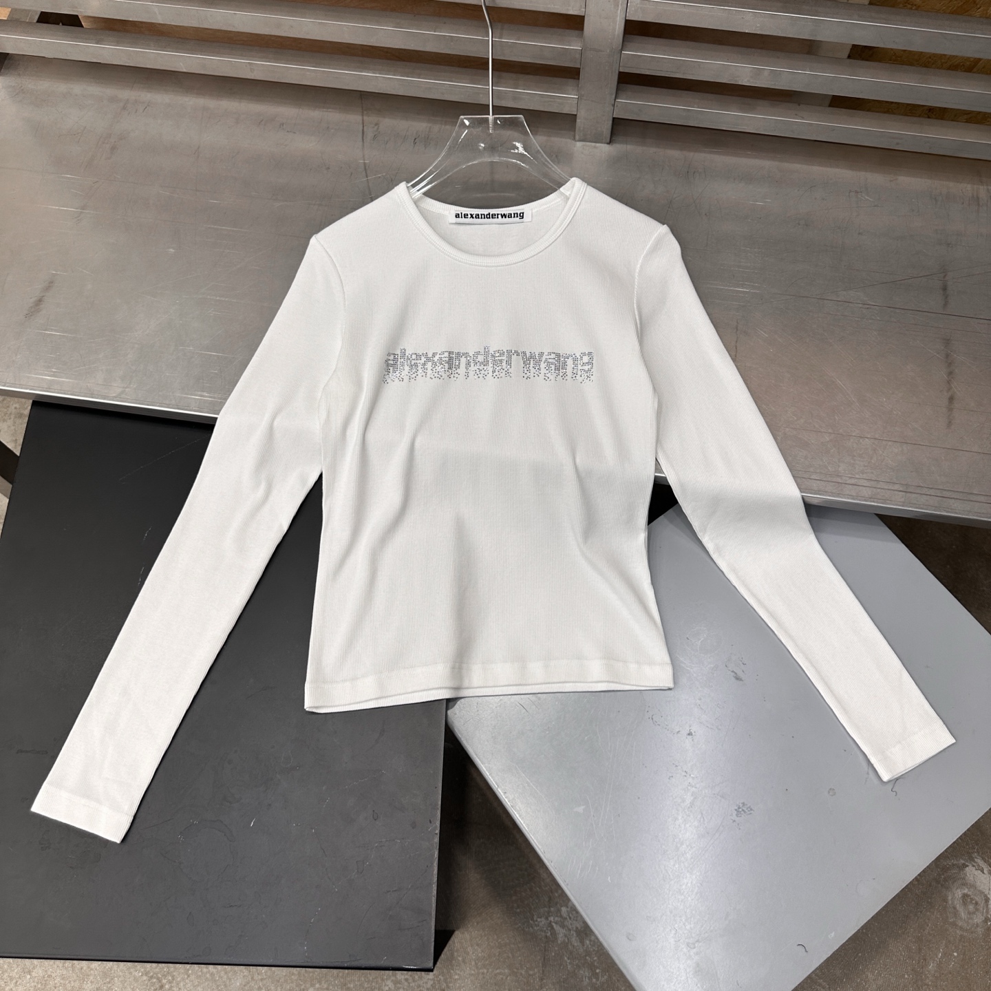 大王 ｜ 新款长袖打底，成衣洗水烫钻工艺，休闲时尚，尺码sml