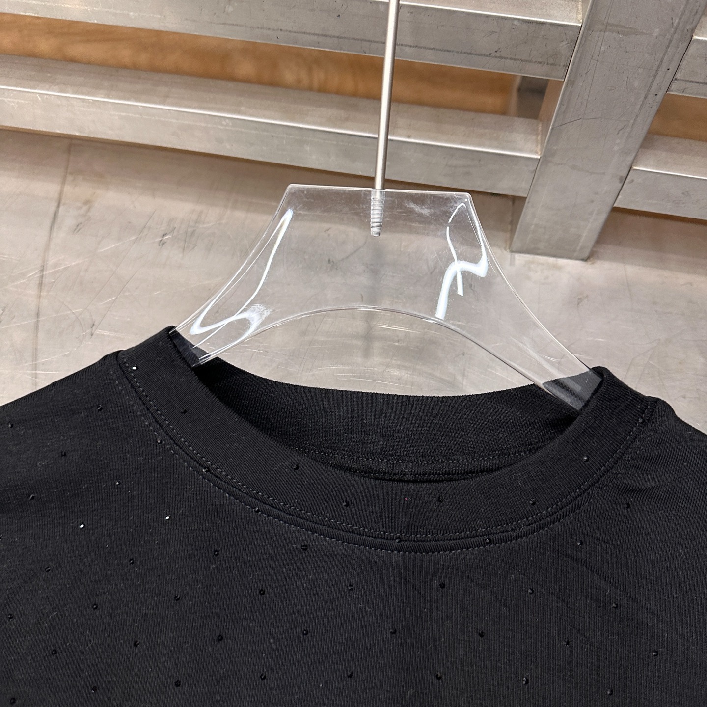 Miu ｜ 新款长袖打底，成衣全身烫钻工艺加前后印花，莱赛尔混纺面料亲肤感超强，尺码sml