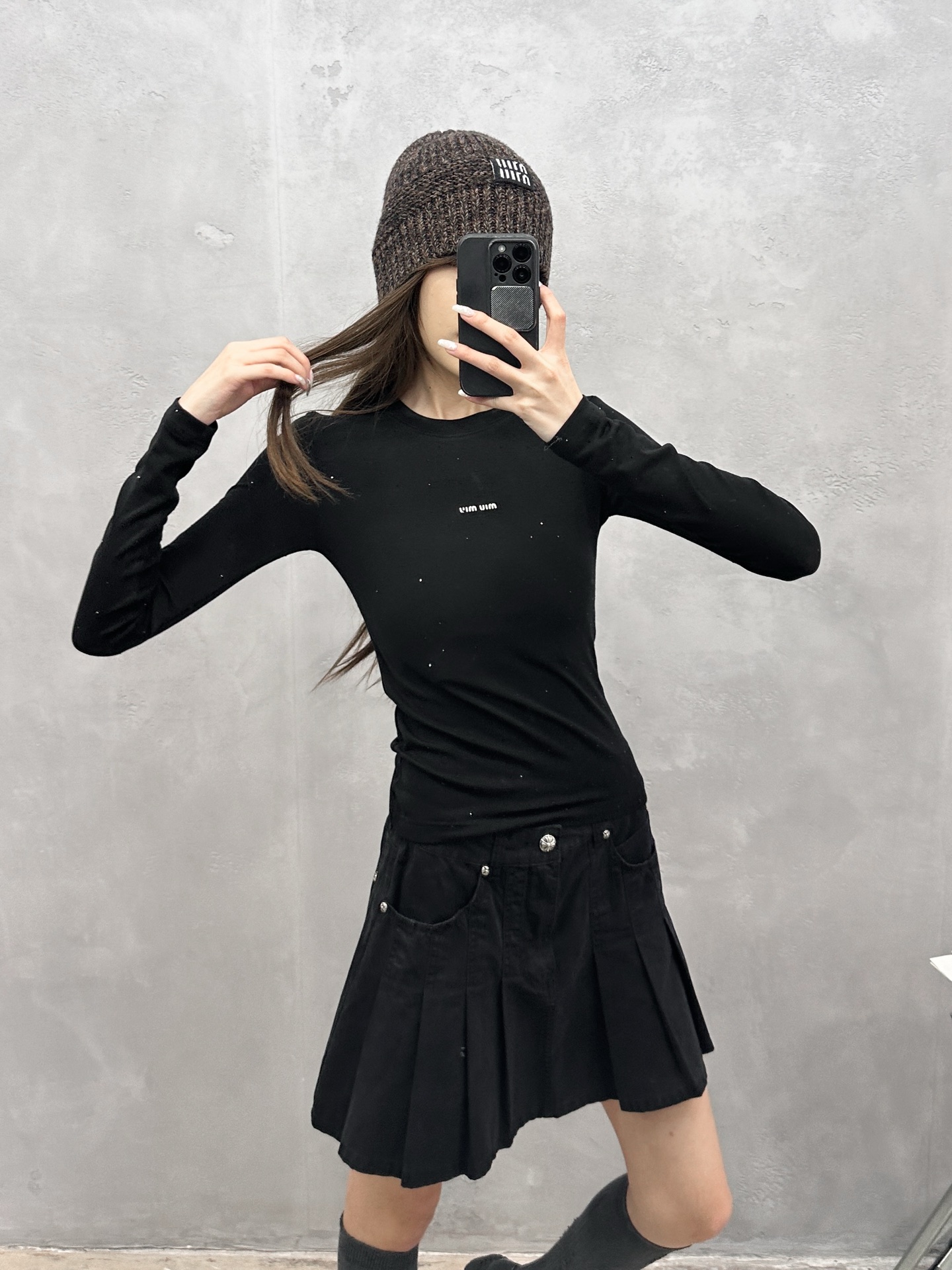 Miu ｜ 新款长袖打底，成衣全身烫钻工艺加前后印花，莱赛尔混纺面料亲肤感超强，尺码sml