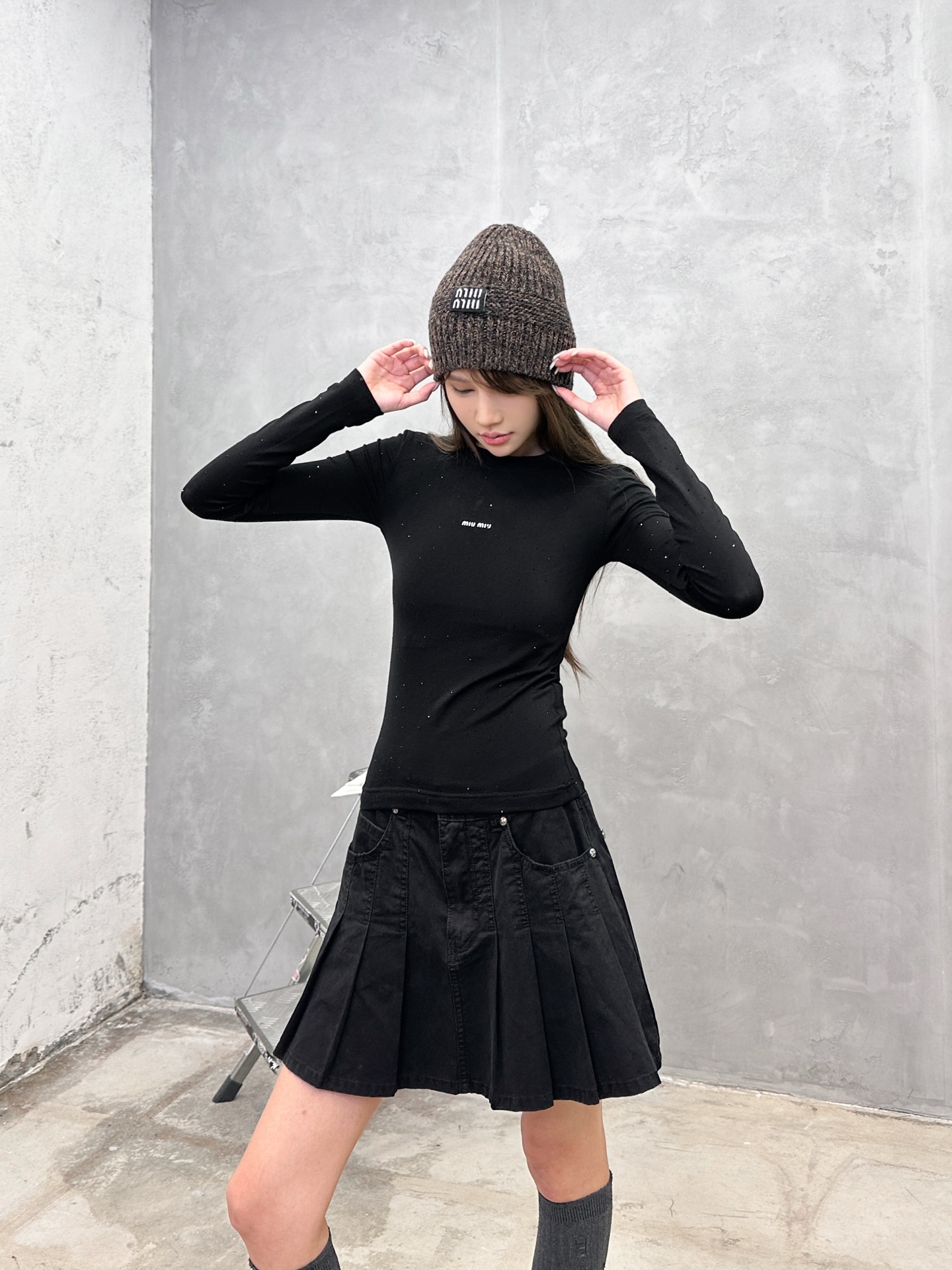 Miu ｜ 新款长袖打底，成衣全身烫钻工艺加前后印花，莱赛尔混纺面料亲肤感超强，尺码sml