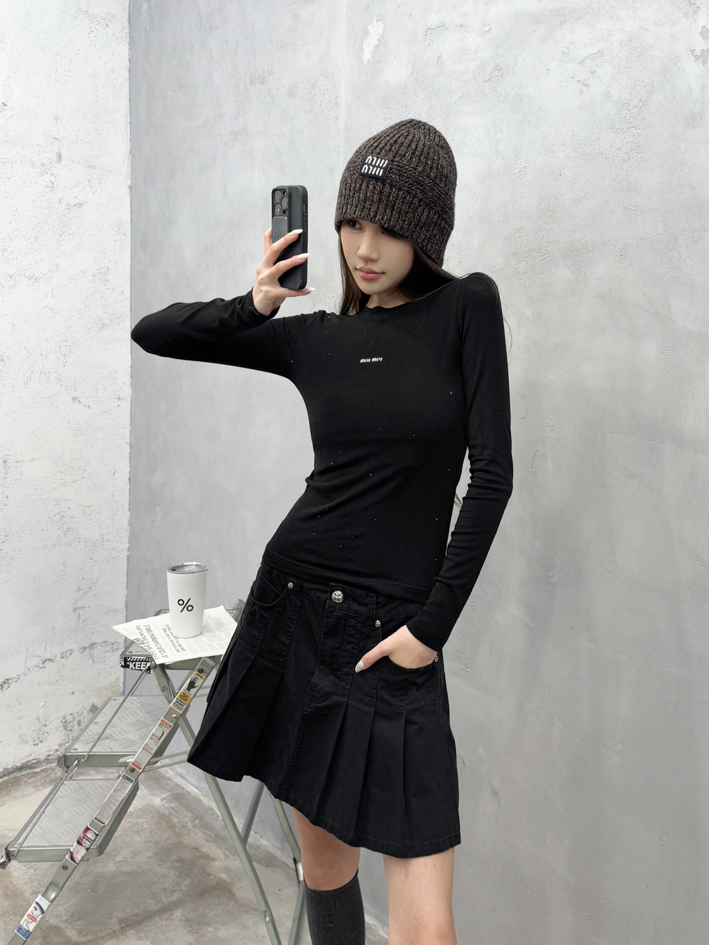 Miu ｜ 新款长袖打底，成衣全身烫钻工艺加前后印花，莱赛尔混纺面料亲肤感超强，尺码sml