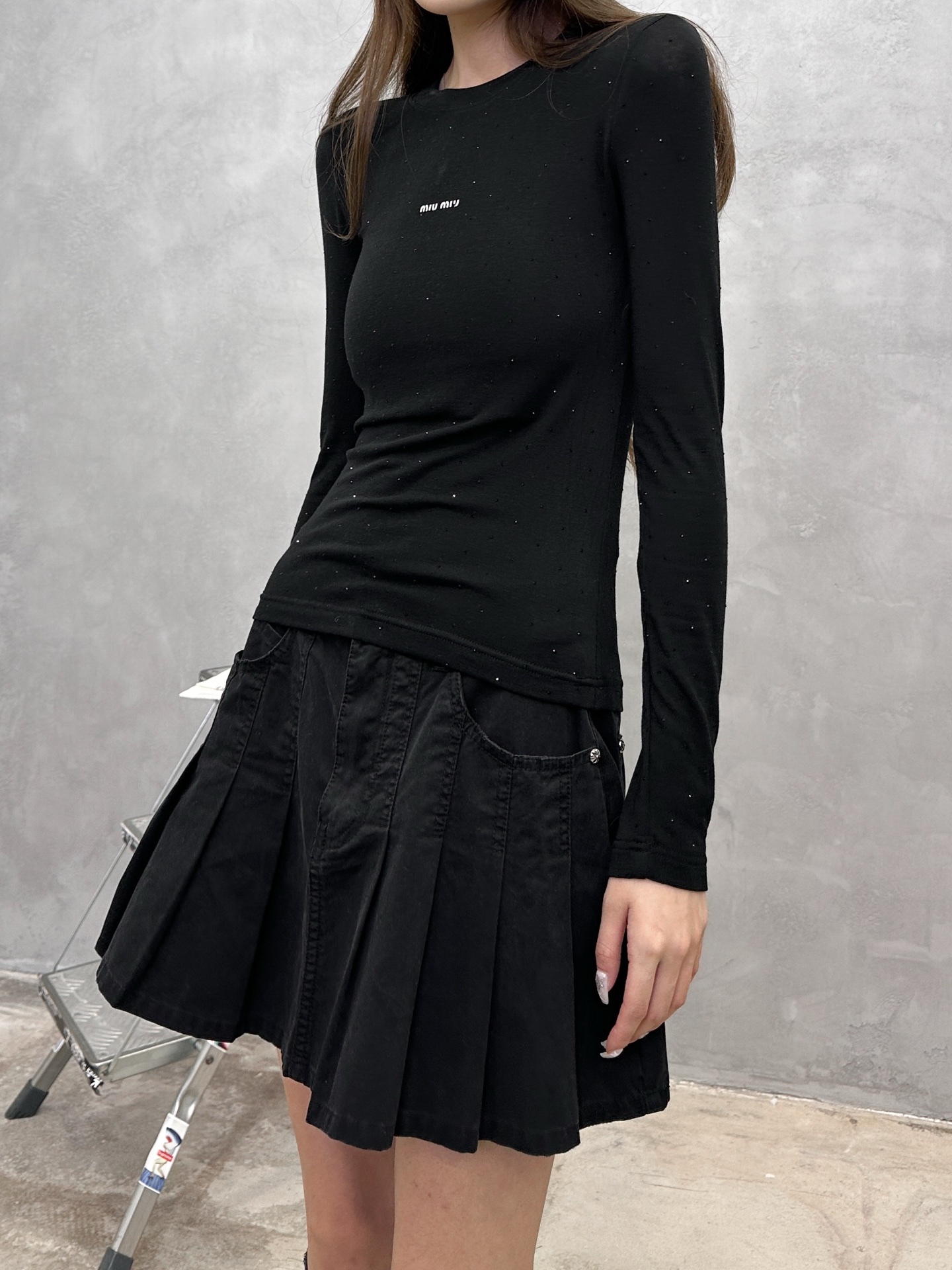 Miu ｜ 新款长袖打底，成衣全身烫钻工艺加前后印花，莱赛尔混纺面料亲肤感超强，尺码sml