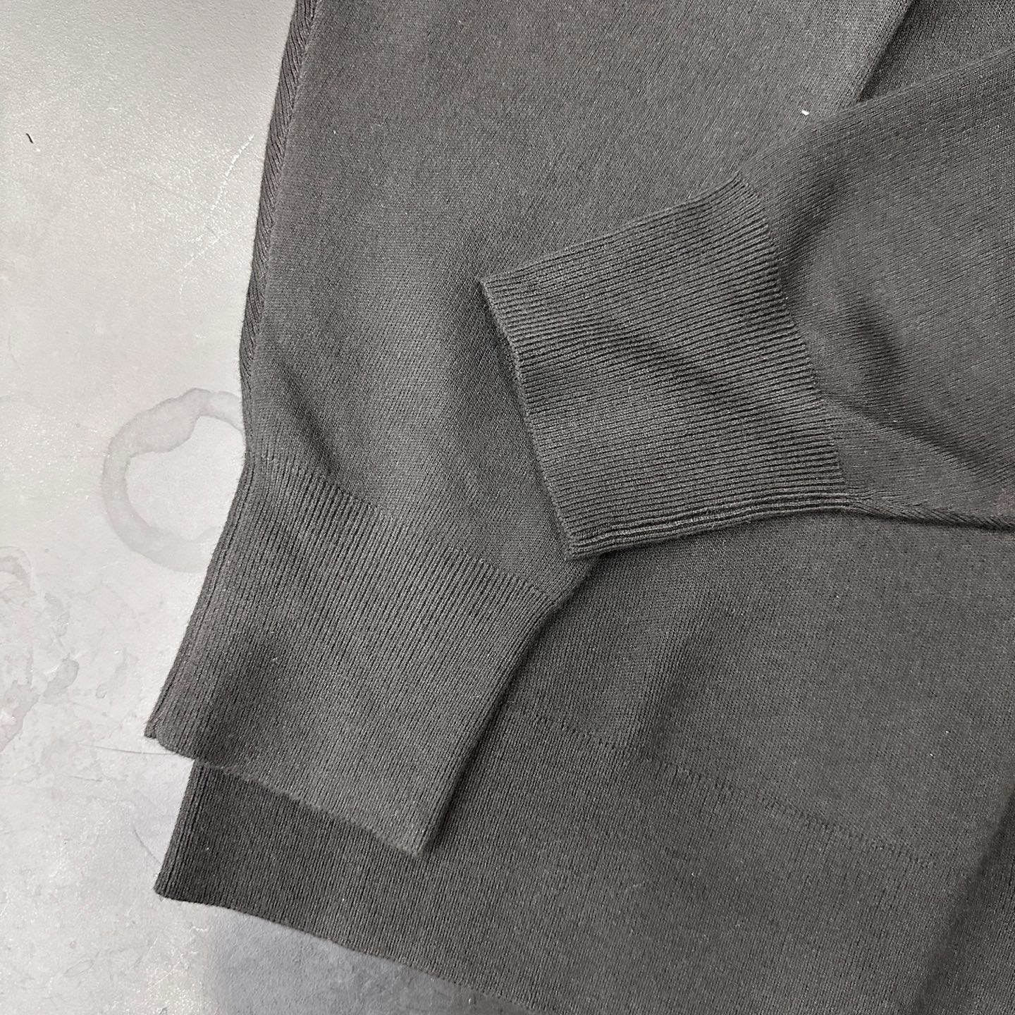 巴黎 ｜ 新款羊毛上衣，经典刺绣标，羊毛混纺纱线毛织，休闲时尚，男女同款，尺码sml